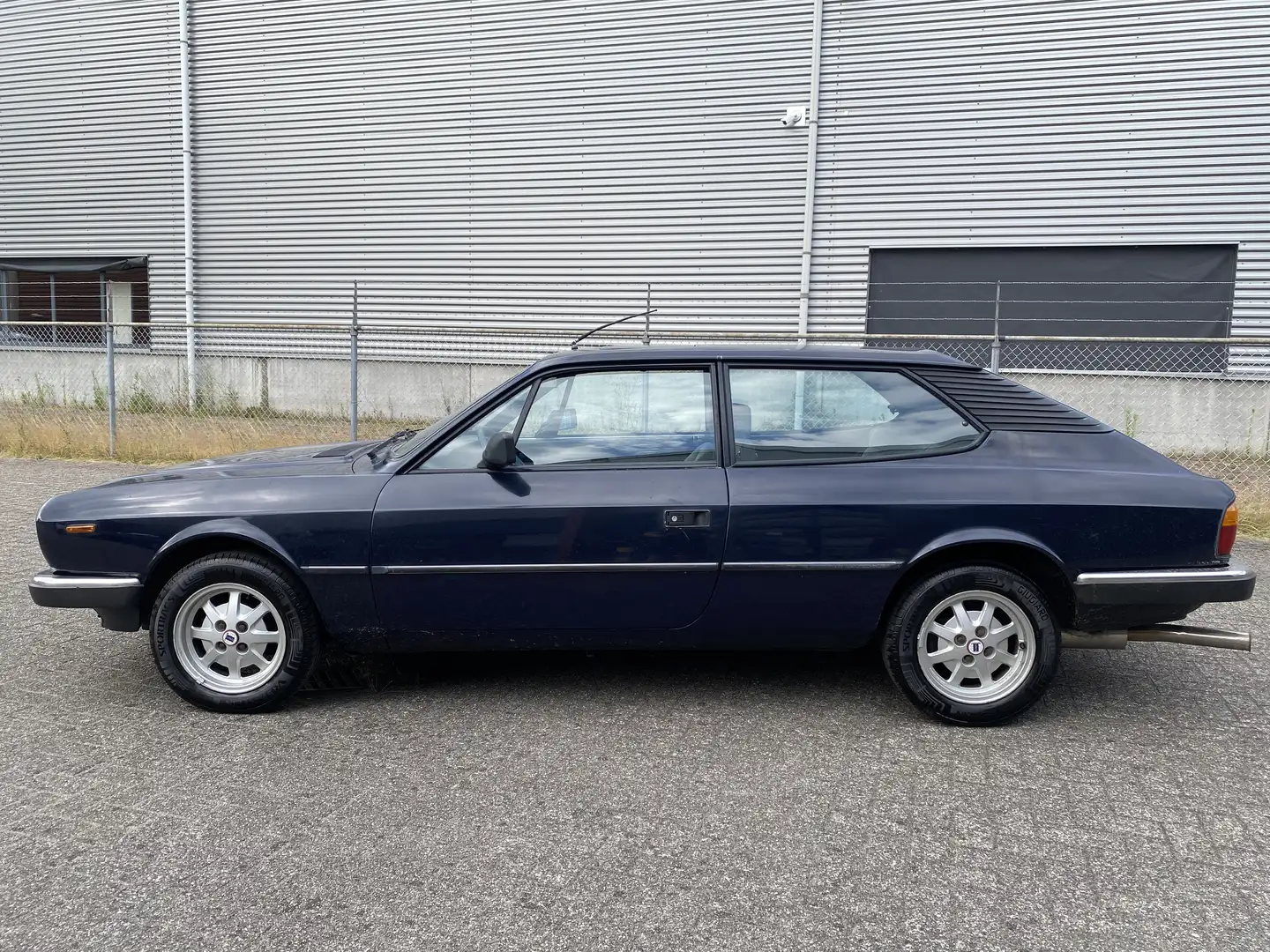 Lancia Beta Beta HPE Injection Blauw - 1