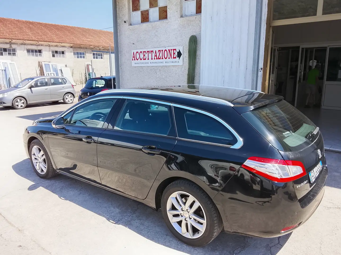 Peugeot 508 508 SW SW 2.0 hdi 16v Business Ciel 140cv Nero - 2