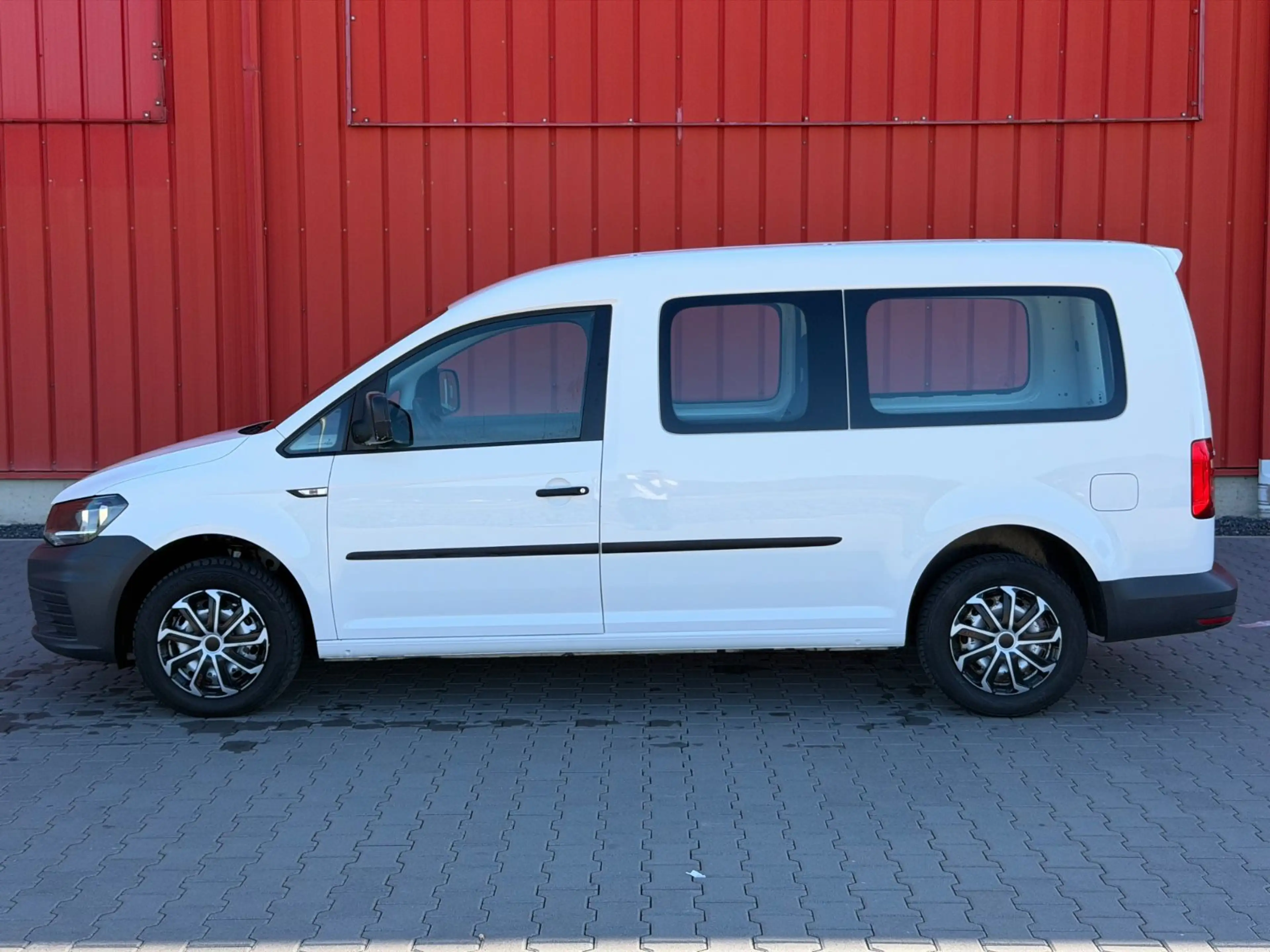 Volkswagen Caddy Maxi 2.0 TDI 1Hand Zahriem-Neu Temp AC PDC EU6 — photo 2