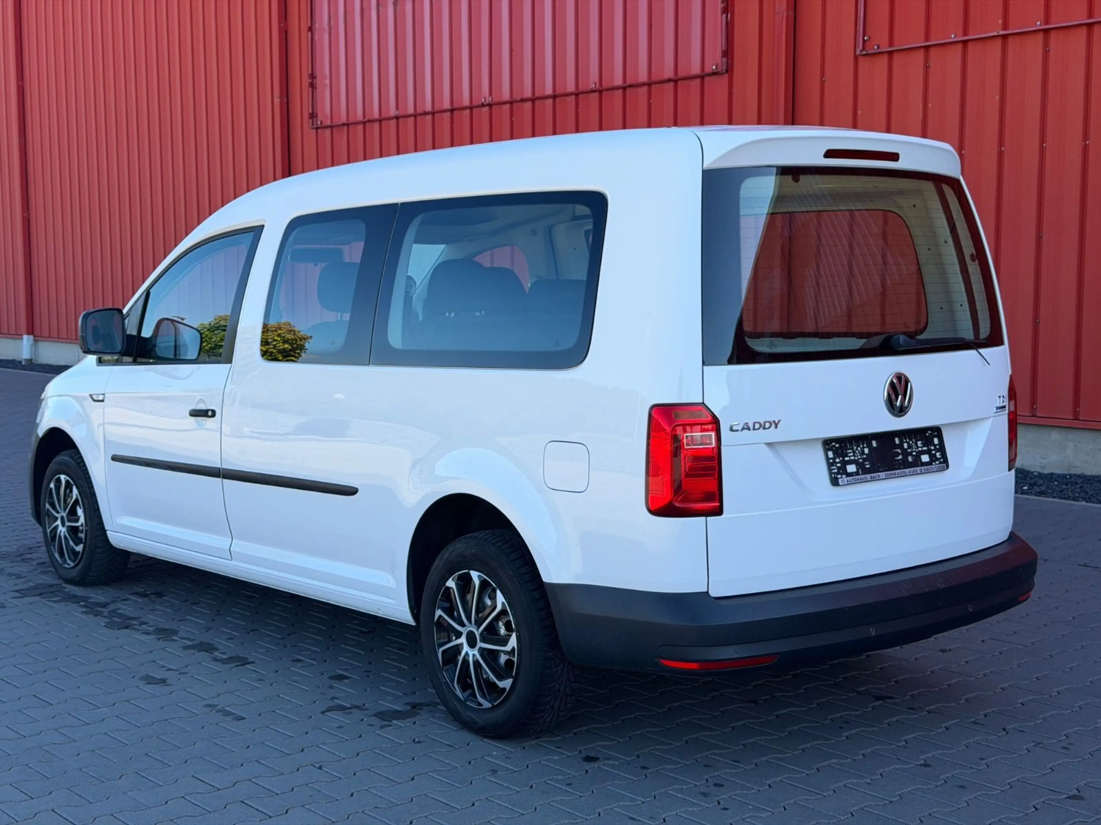 Volkswagen Caddy Maxi 2.0 TDI 1Hand Zahriem-Neu Temp AC PDC EU6 — photo 3