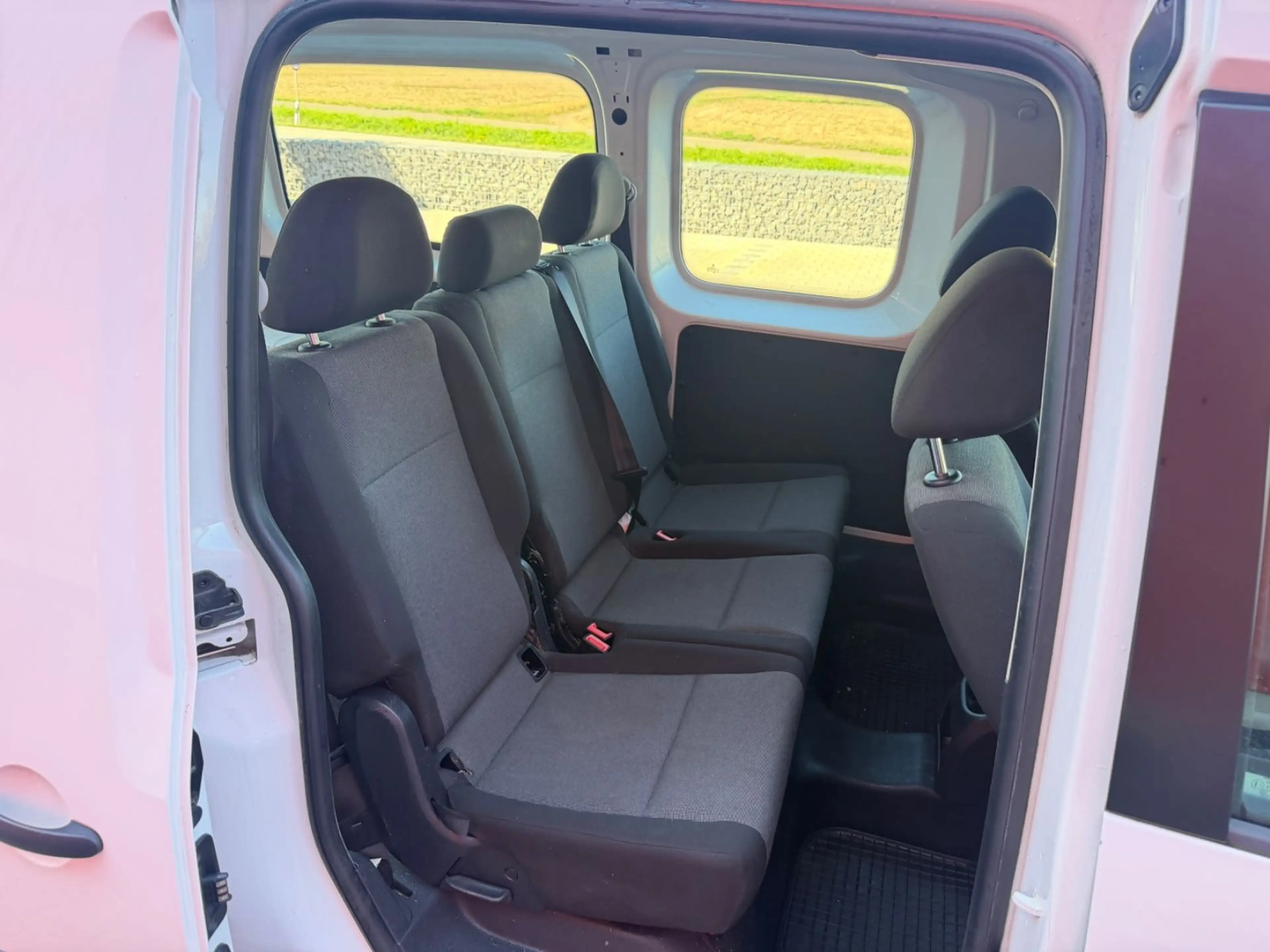 Volkswagen Caddy Maxi 2.0 TDI 1Hand Zahriem-Neu Temp AC PDC EU6 — photo 12