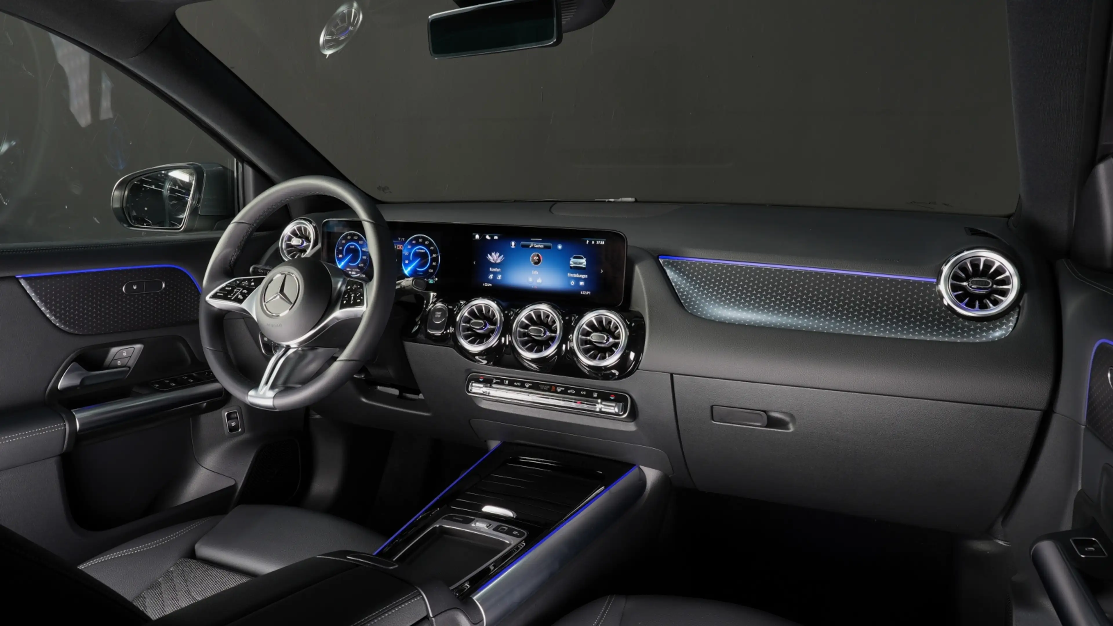 Mercedes-Benz EQA 250 EQA 250 + Progressive Advanced+ Ambiente Navi/BC — photo 7
