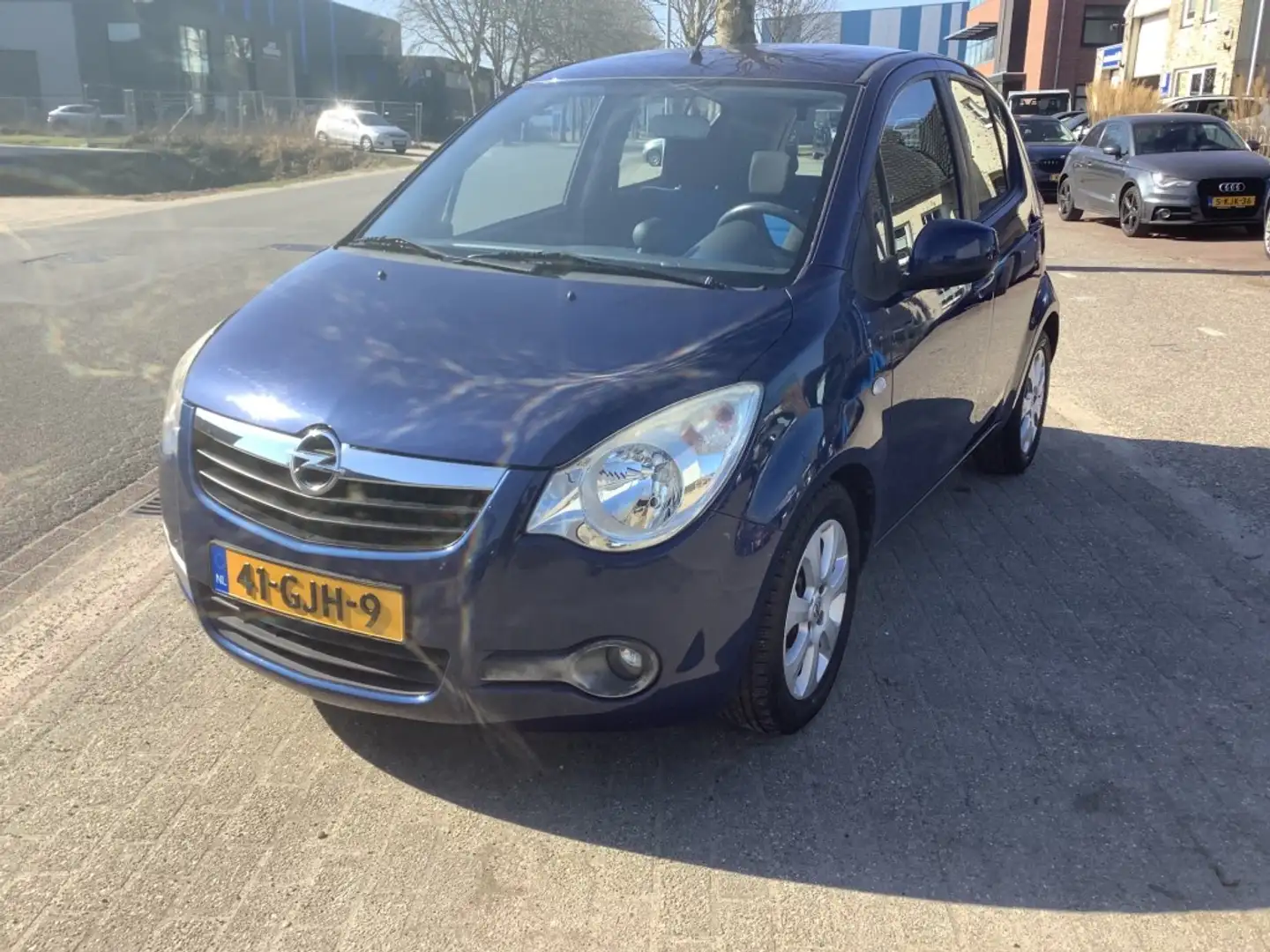 Opel Agila 1.2 ENJOY Azul - 1