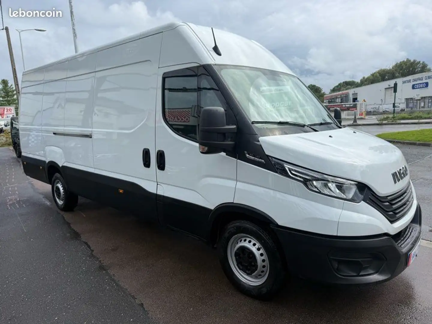 Iveco Daily 35-160 HI-MATIC L4H2 09-2024 1 ère Main 26500 HT Blanc - 2