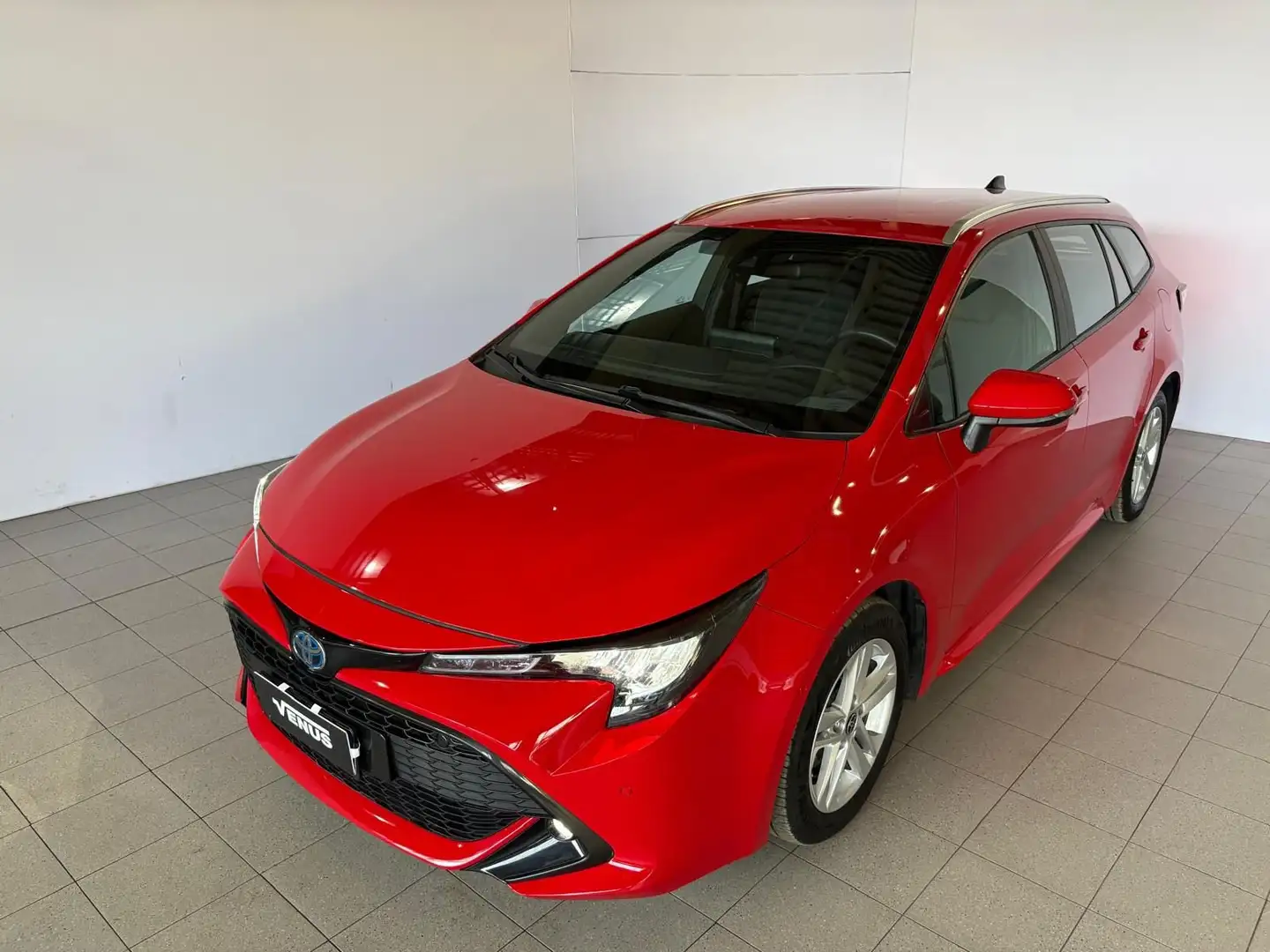 Toyota Corolla Corolla Touring Sports 1.8 Hybrid Active Rosso - 2
