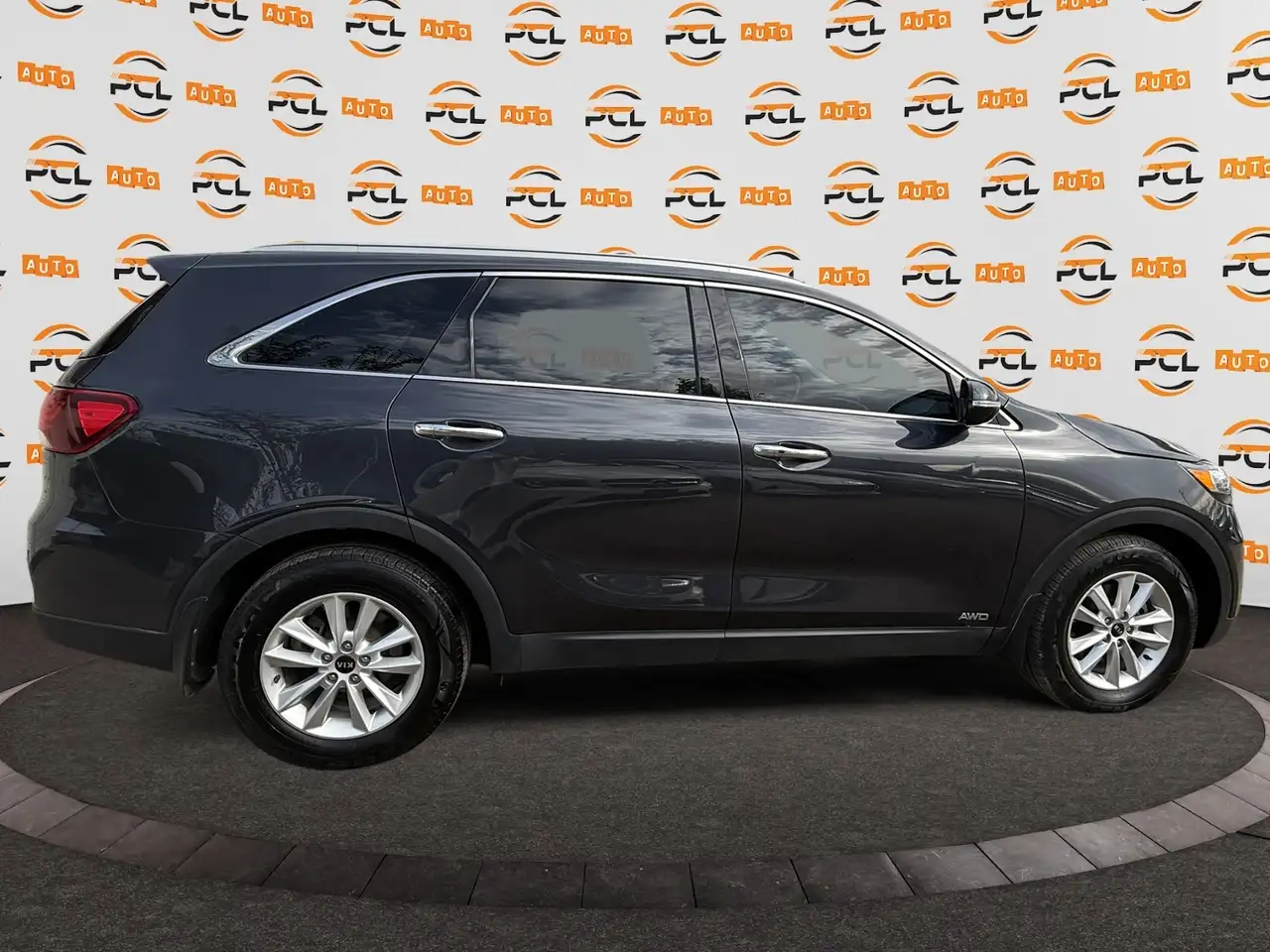 Kia Sorento снимка Kia Sorento