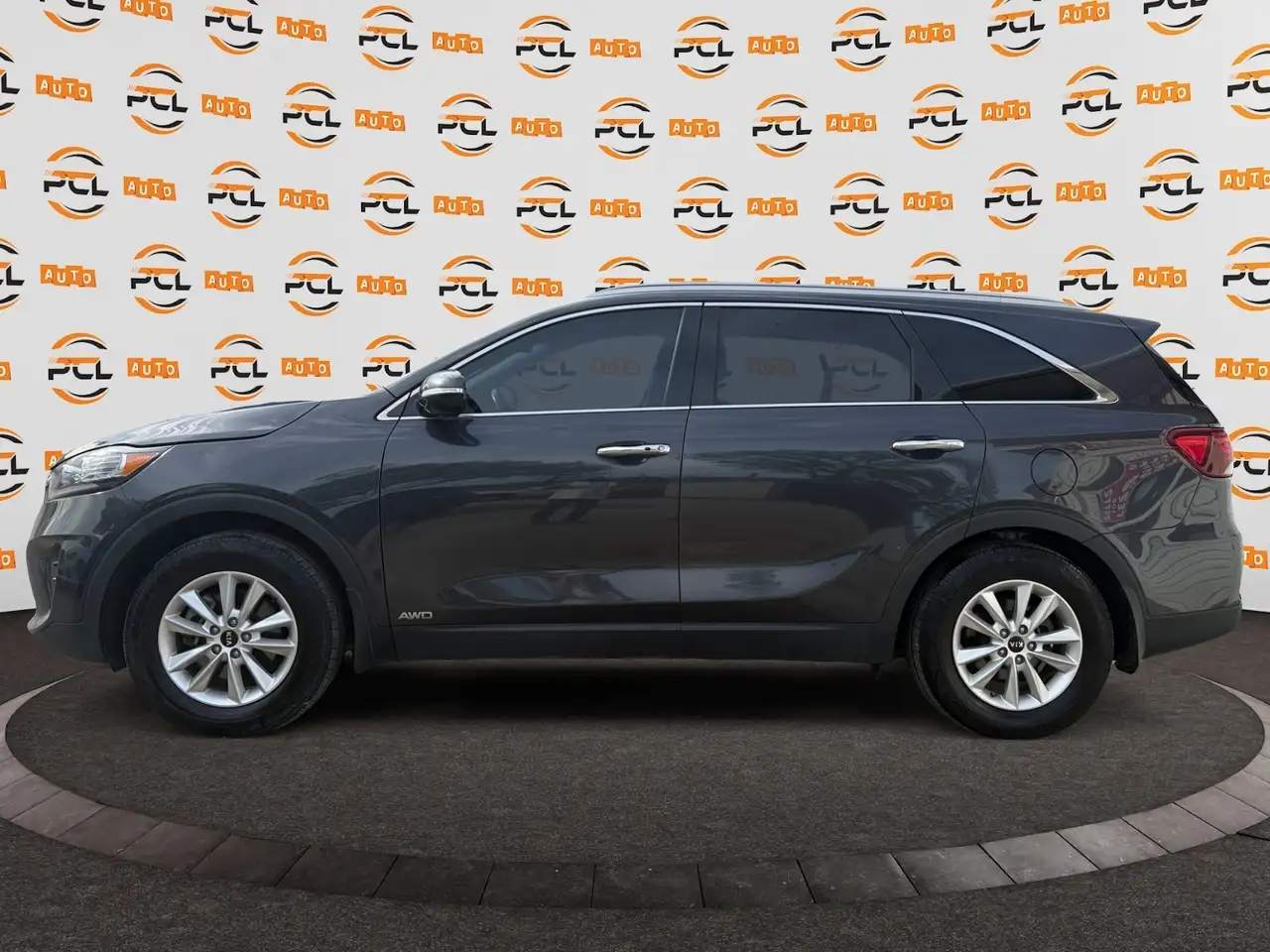 Kia Sorento снимка Kia Sorento