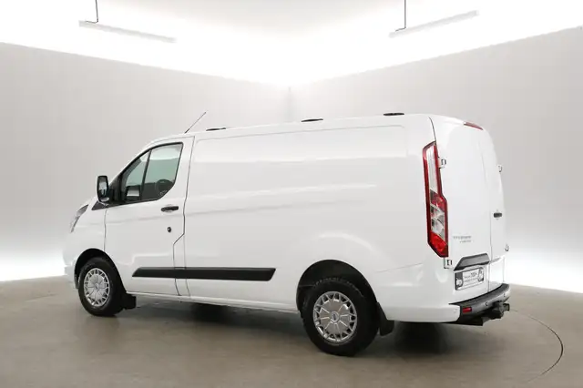 Ford Transit Custom view 4