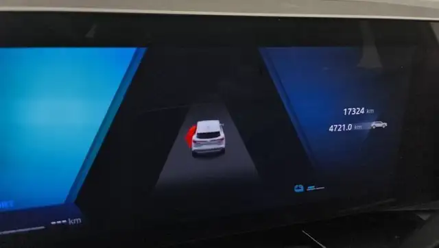 Renault Austral view 9