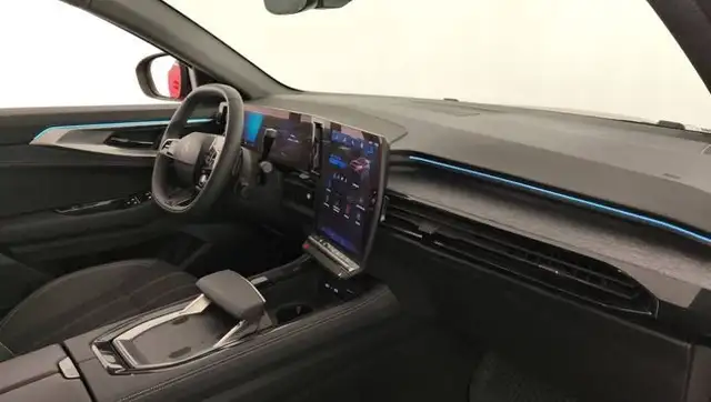 Renault Austral view 11