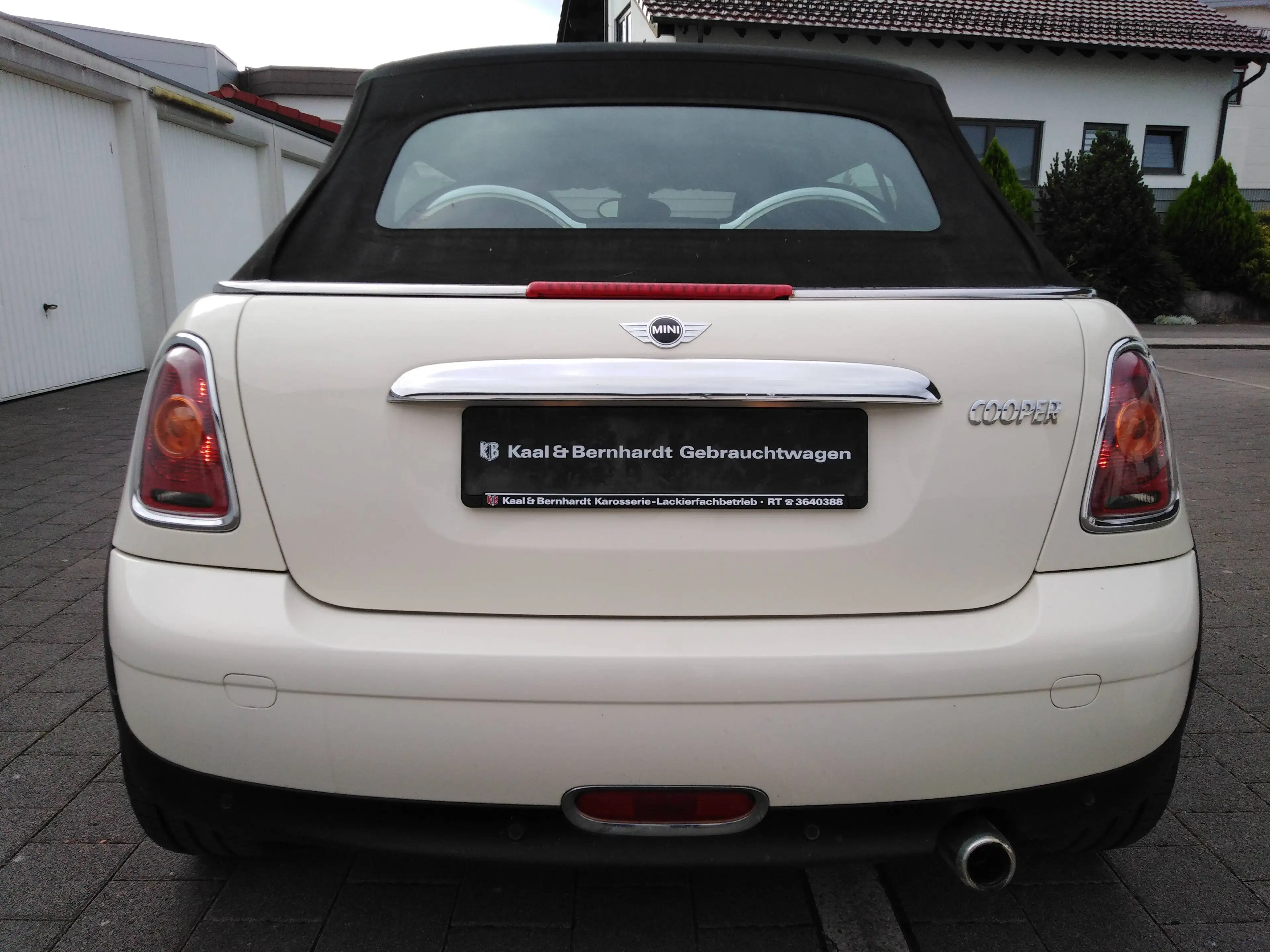 MINI Cooper Cabrio XENON-SITZHEIZUNG-TEILLEDER- TOP !! — photo 5