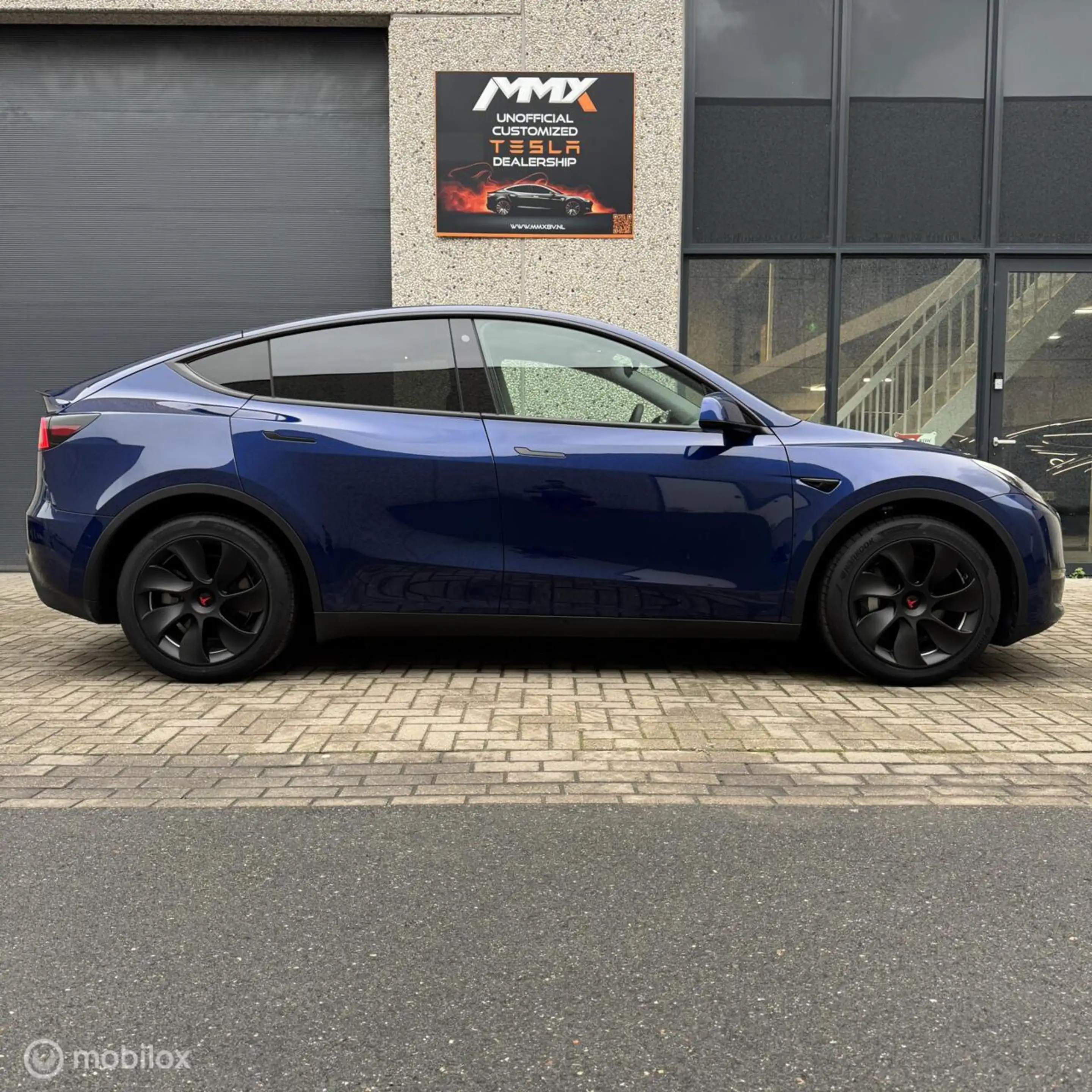 Tesla Model Y Long Range RWD + MMX PACK + IAP — photo 2
