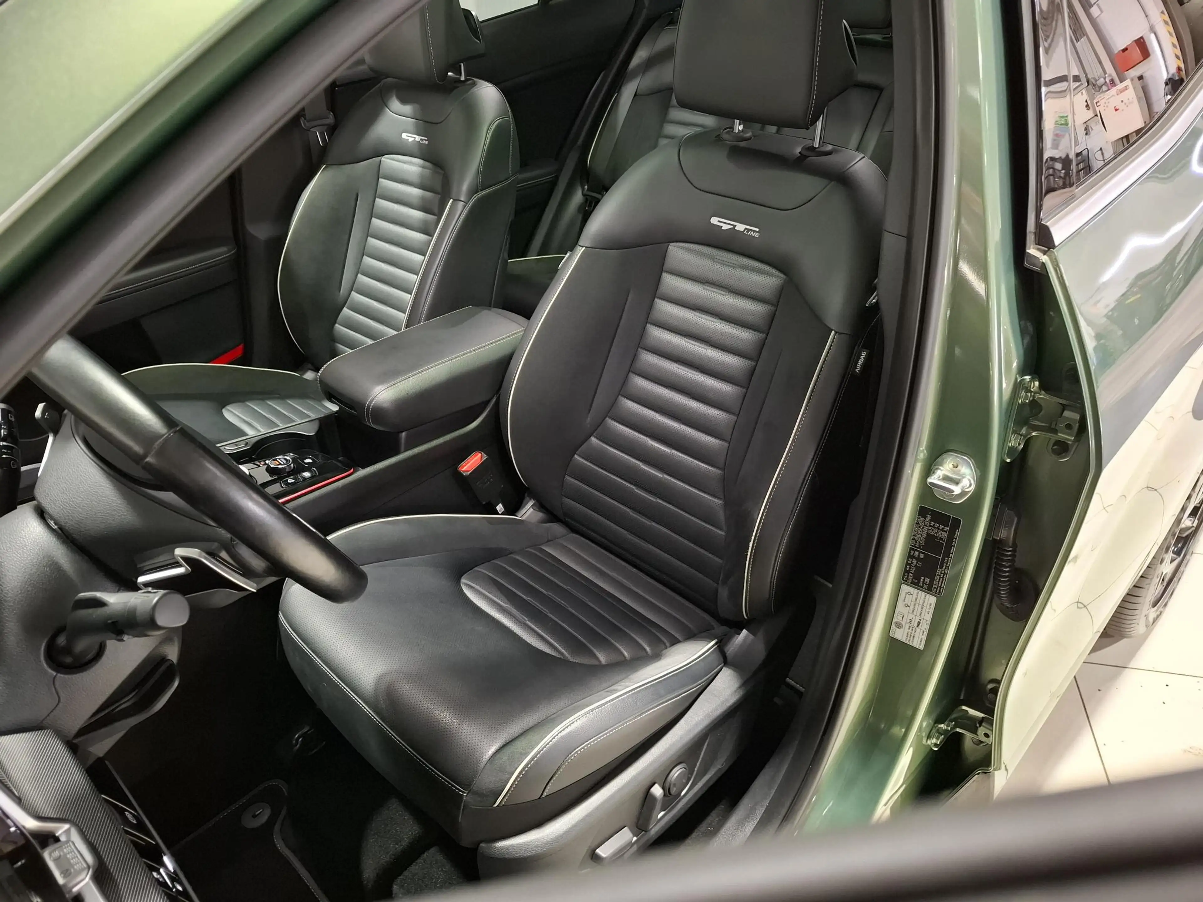 Kia Sportage 1.6 T-GDi Plug-in Hybrid AWD GT-PlusLine Stoel en — photo 10