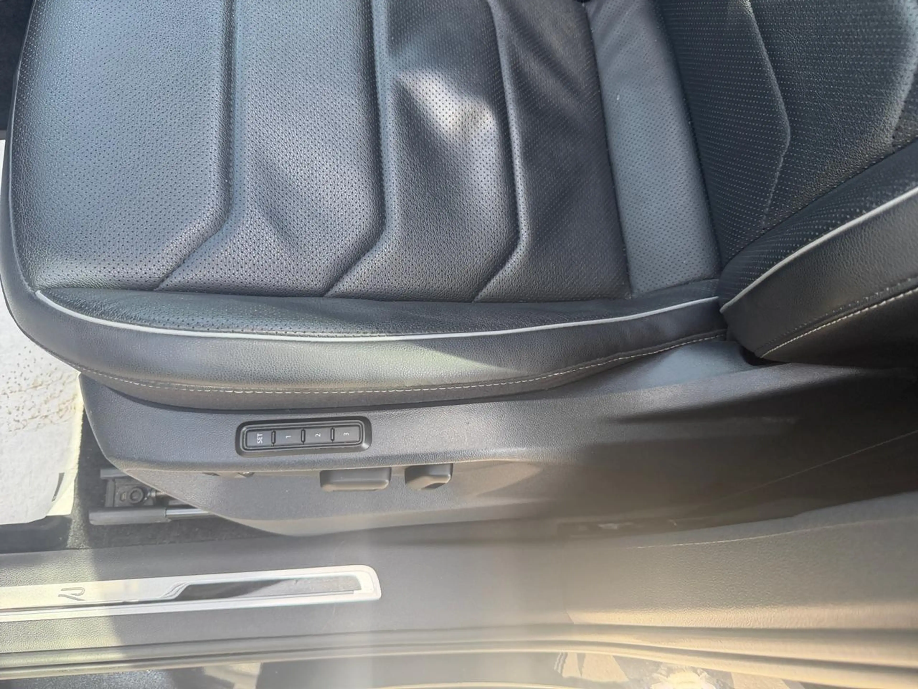 Volkswagen Tiguan Allspace 1.5 TSI R-Line B. Premium 7pl OPF DSG — photo 8