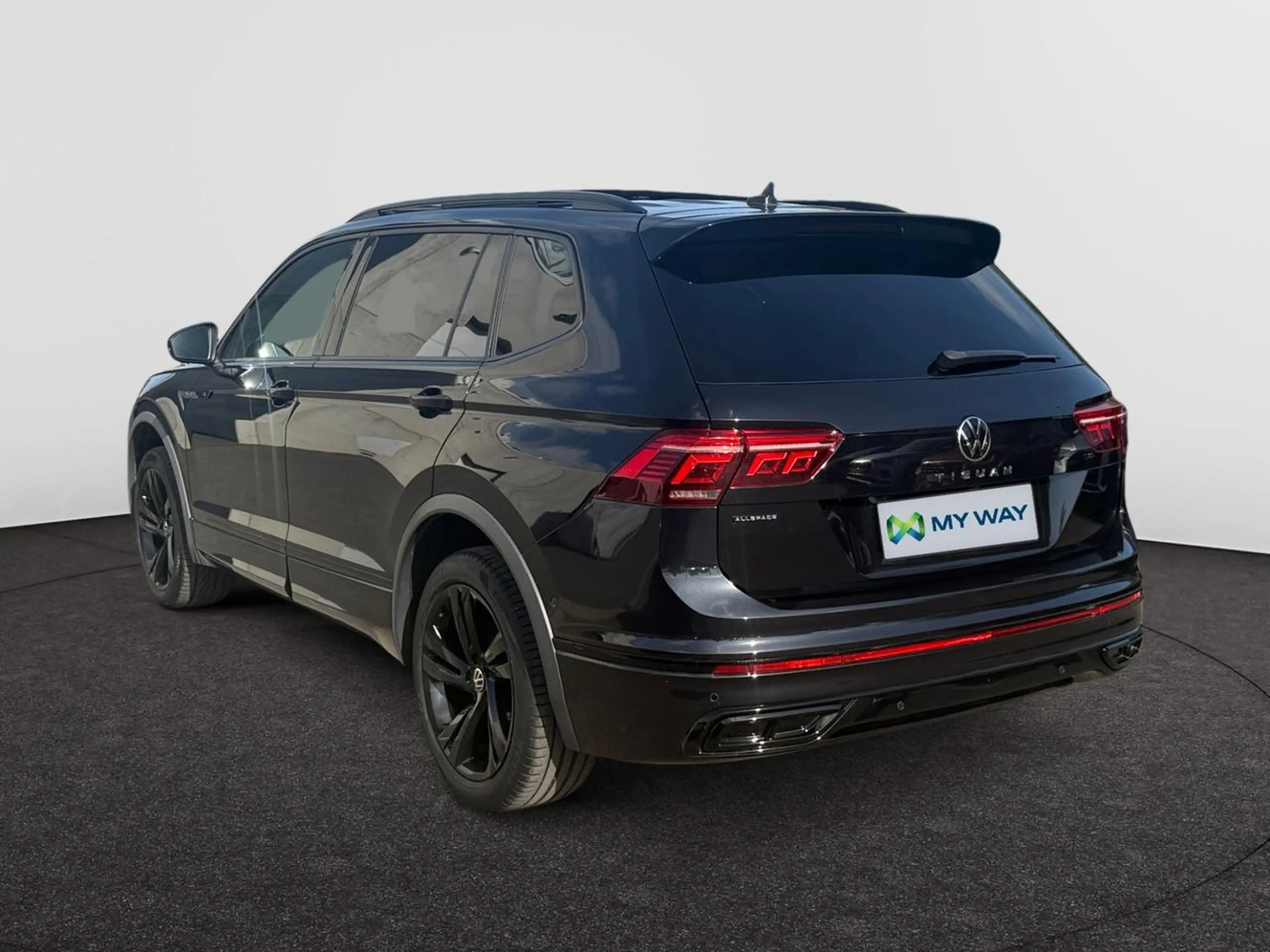 Volkswagen Tiguan Allspace 1.5 TSI R-Line B. Premium 7pl OPF DSG — photo 3