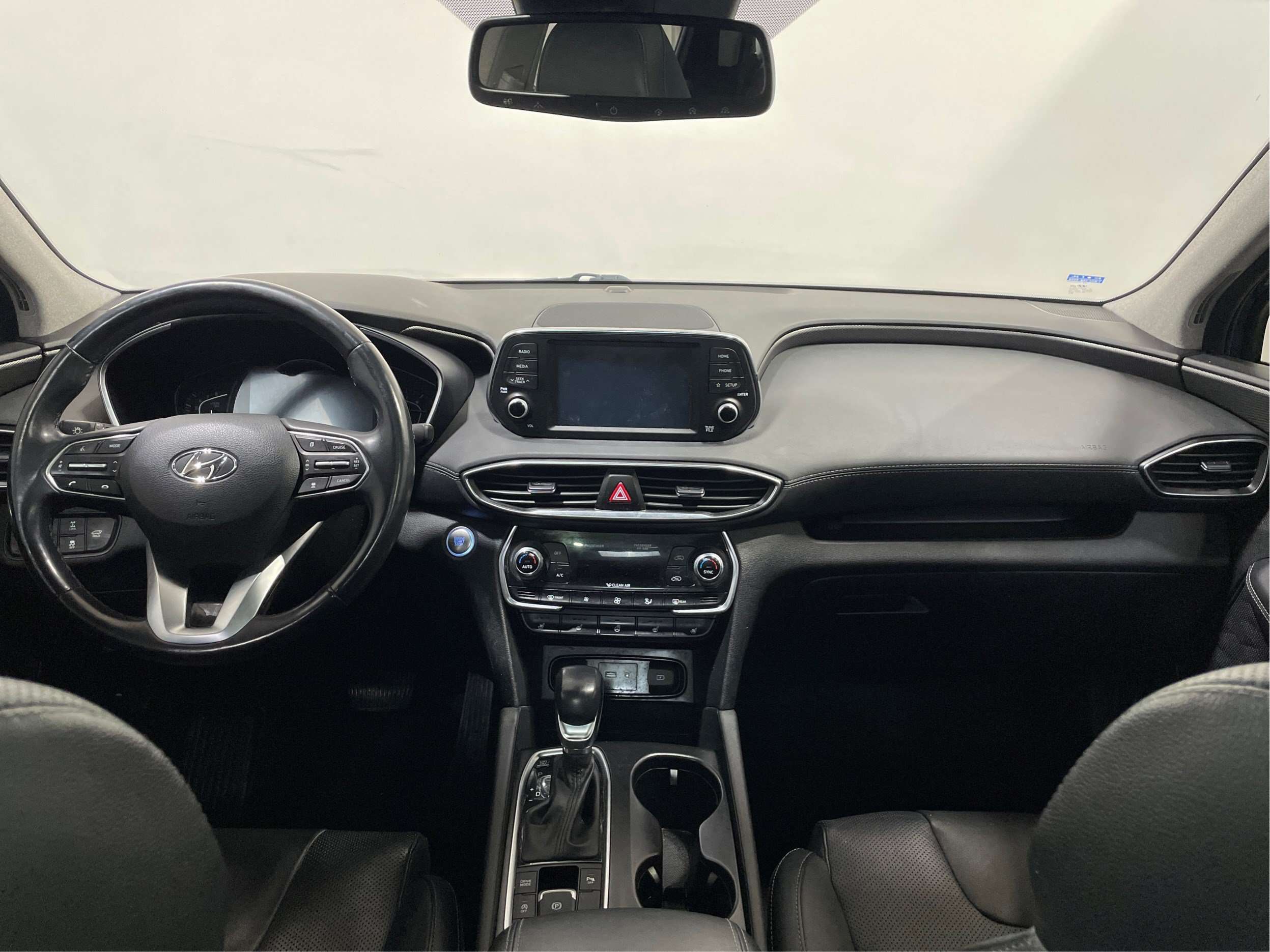 2019 Hyundai Santa Fe Luxury AWD Cuir Toit Pano Sièges Ventilés Caméra — снимка 1
