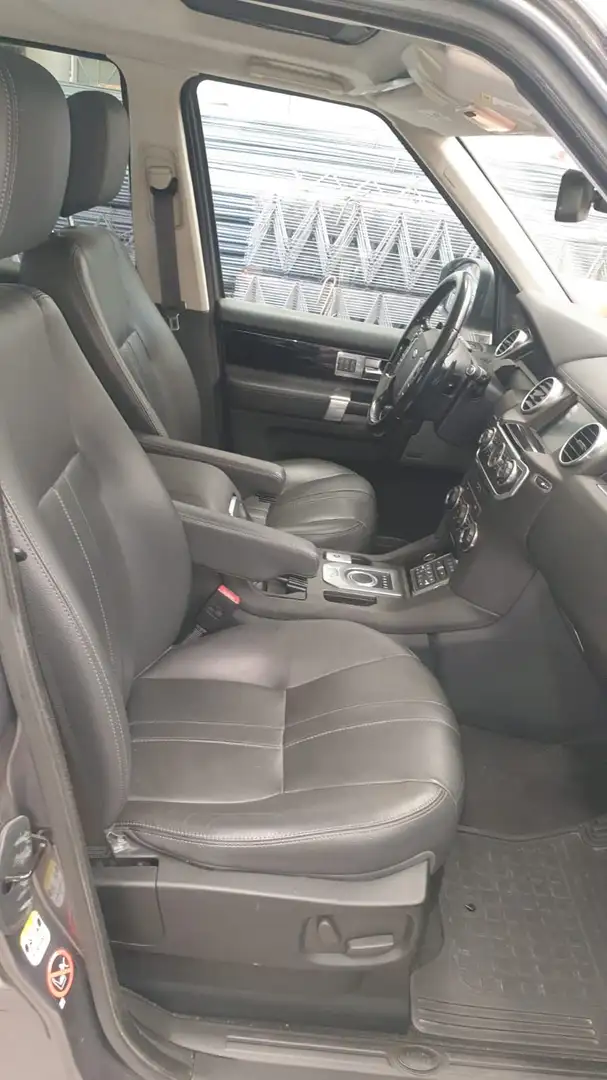 Land Rover Discovery 3.0 sdV6 HSE 245cv auto Gris - 2