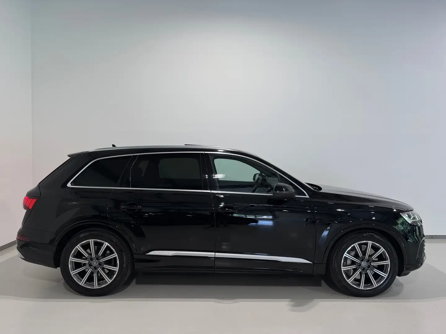 Audi Q7 55 TFSIe quattro S-Line/Panorama/AHK/Adaptive-AIR Noir - 2