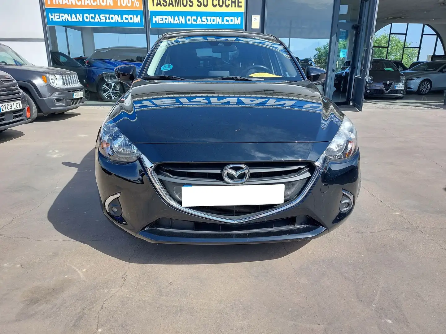 Mazda 2 1.5 Skyactiv-g Black Tech Edition 66kW Negro - 2