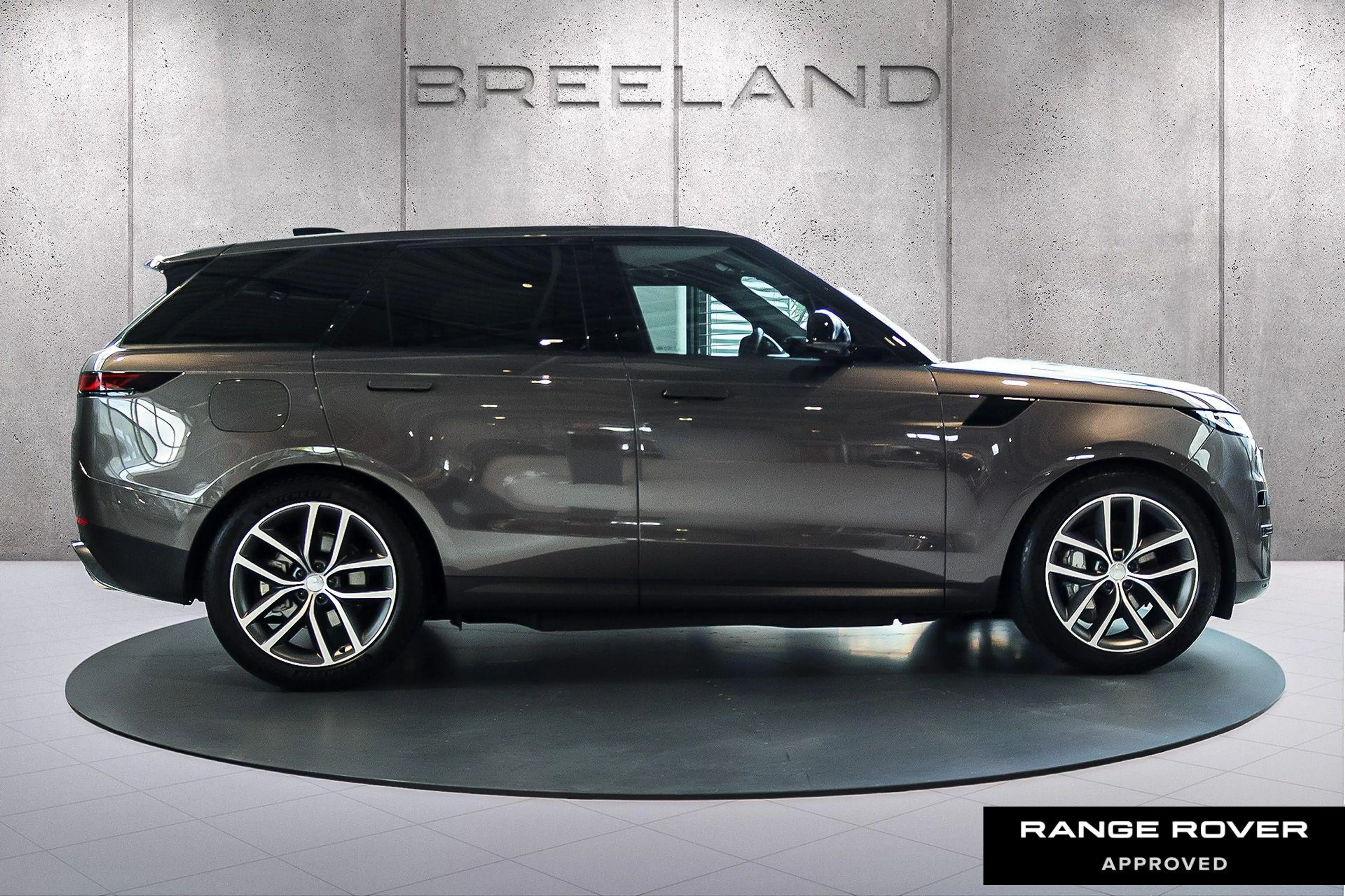Land Rover Range Rover Sport 3.0 P460e SE -PANO.DAK|22"LM|COLD CLIMATE PACK — photo 6