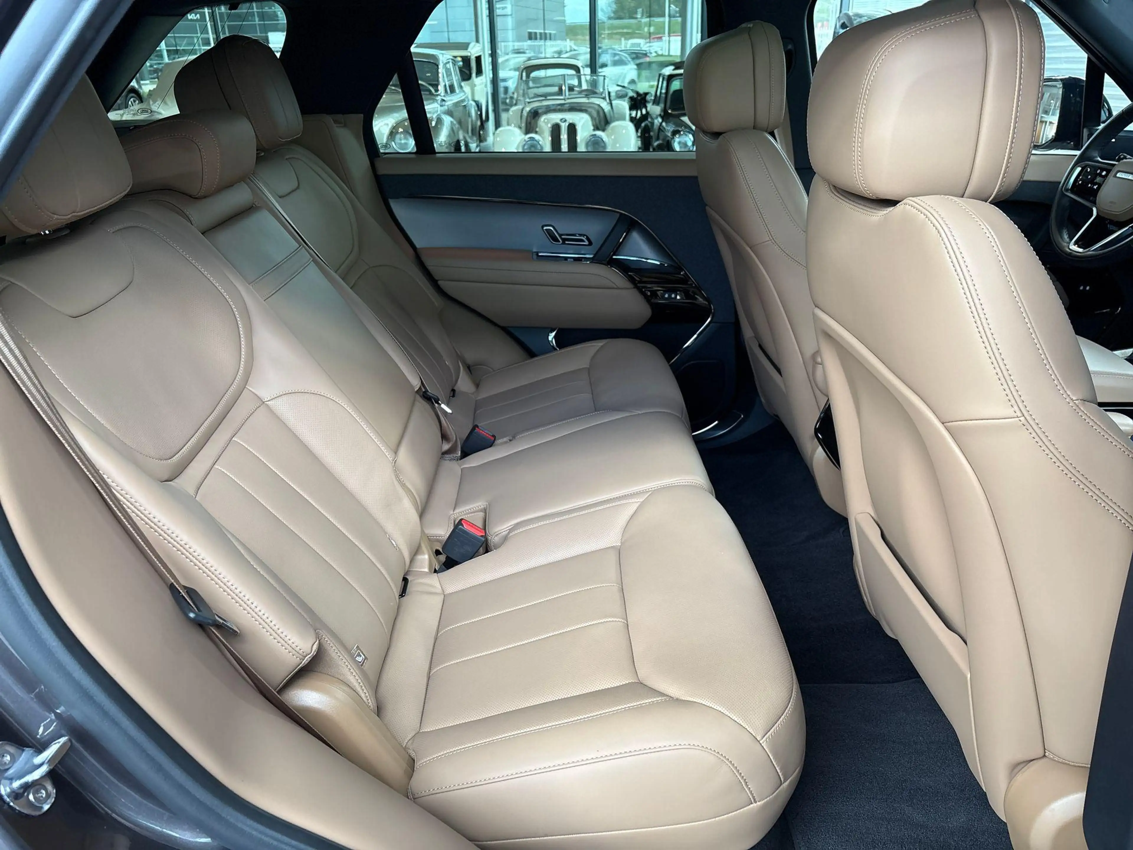 Land Rover Range Rover Sport 3.0 P460e SE -PANO.DAK|22"LM|COLD CLIMATE PACK — photo 14