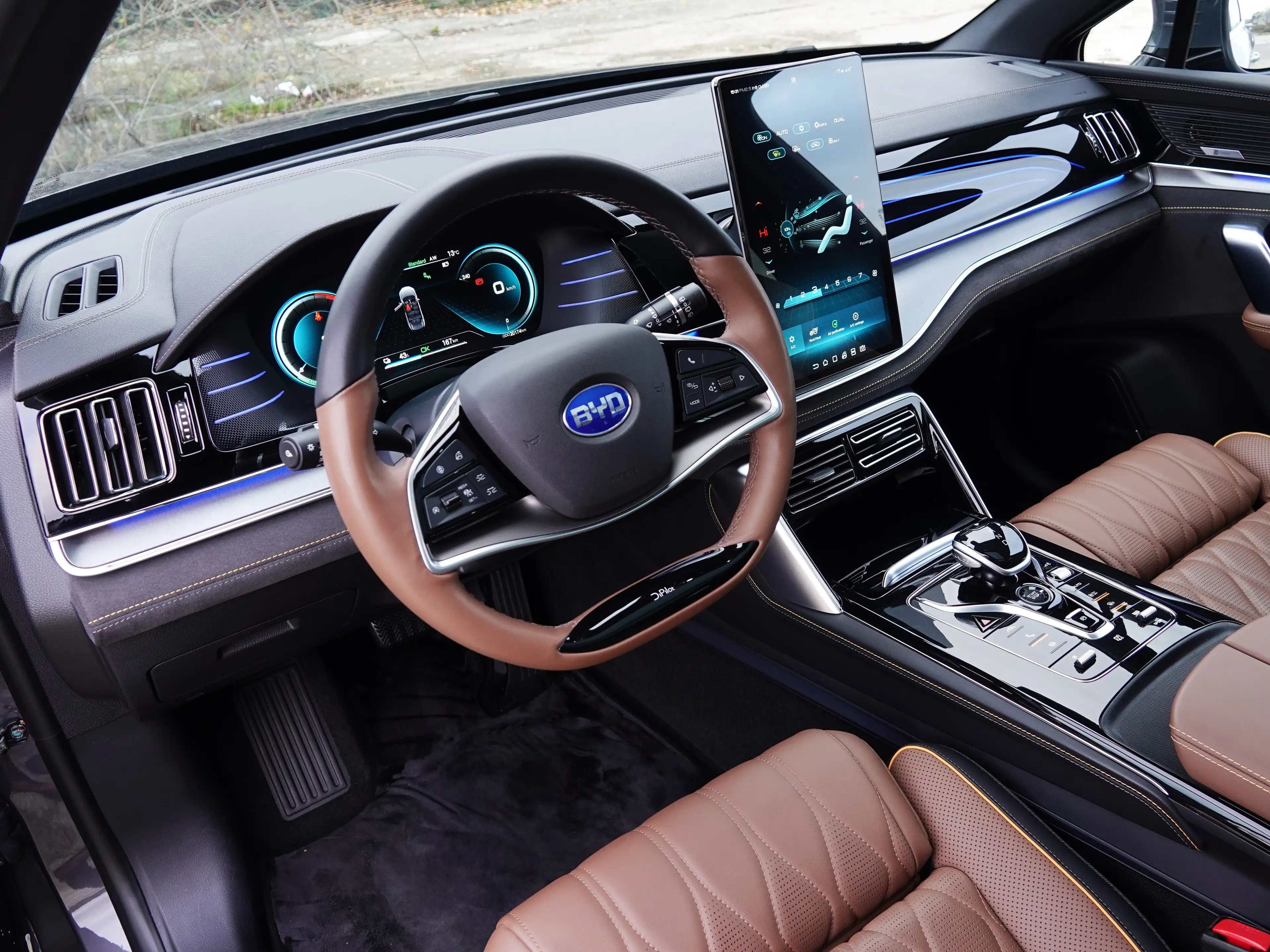 BYD Tang FULL OPTIONS ! 7 PLACES / GARANTIE BYD ! JANTES 22 — photo 15