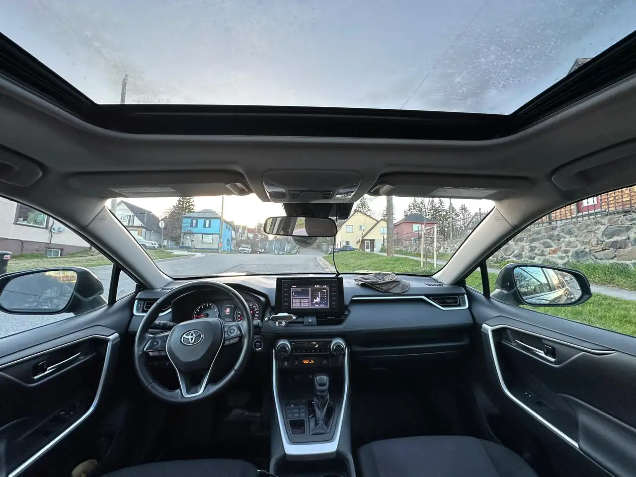 Toyota RAV 4 photo Toyota RAV 4