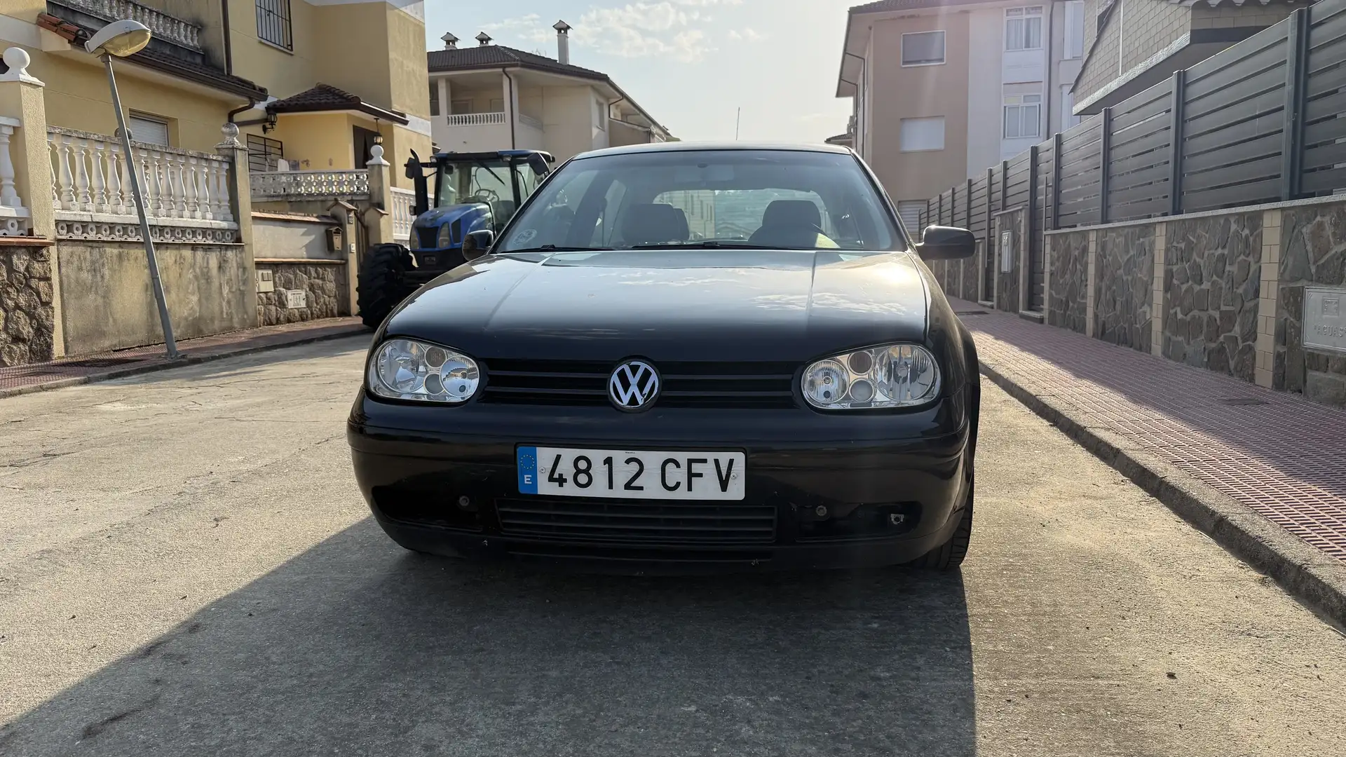 Volkswagen Golf 1.6 Highline 105 Negro - 2