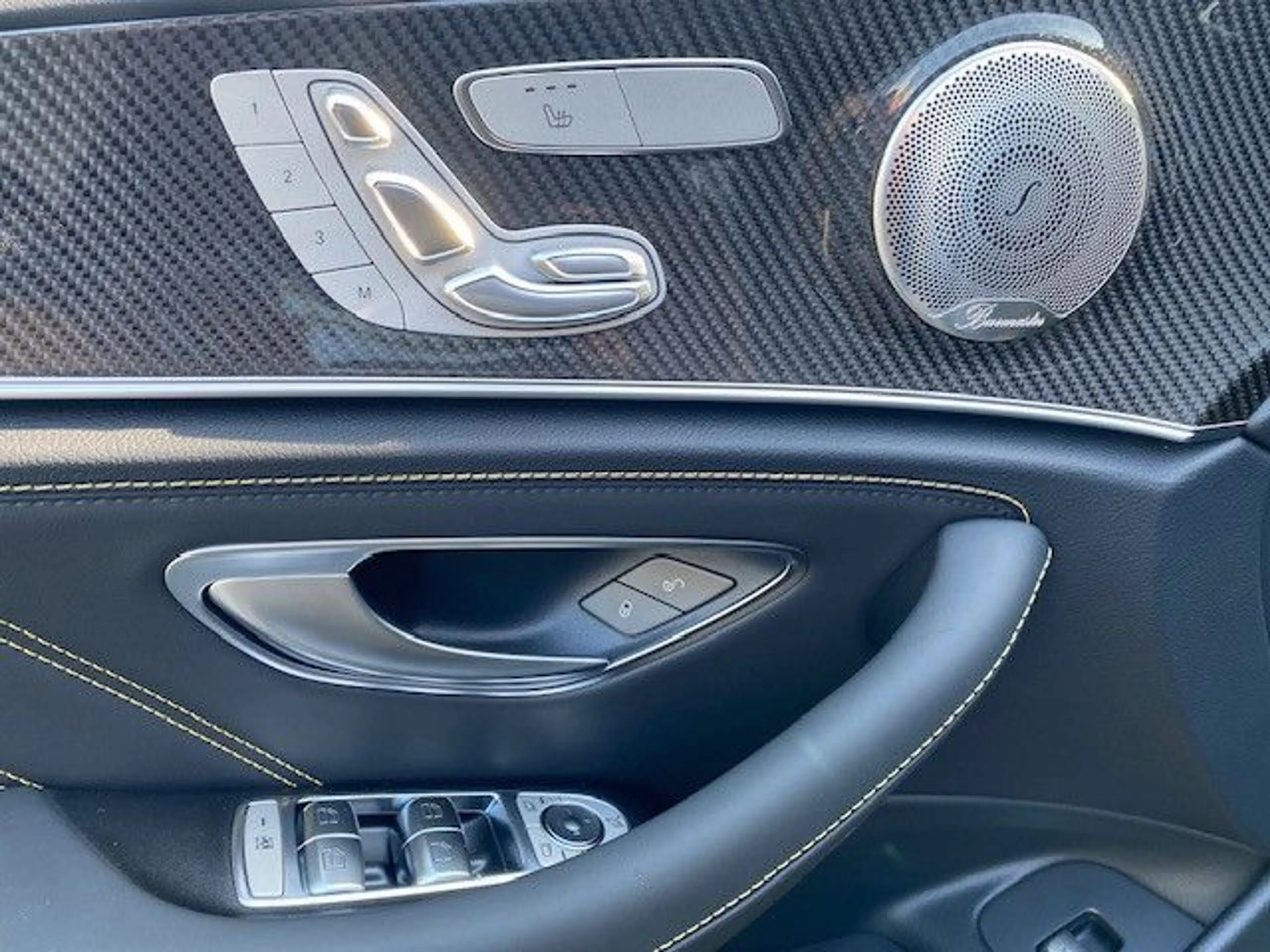 Mercedes-Benz E 63 AMG E 63 S AMG Final Edition V8 Biturbo 1 of 999 — photo 8