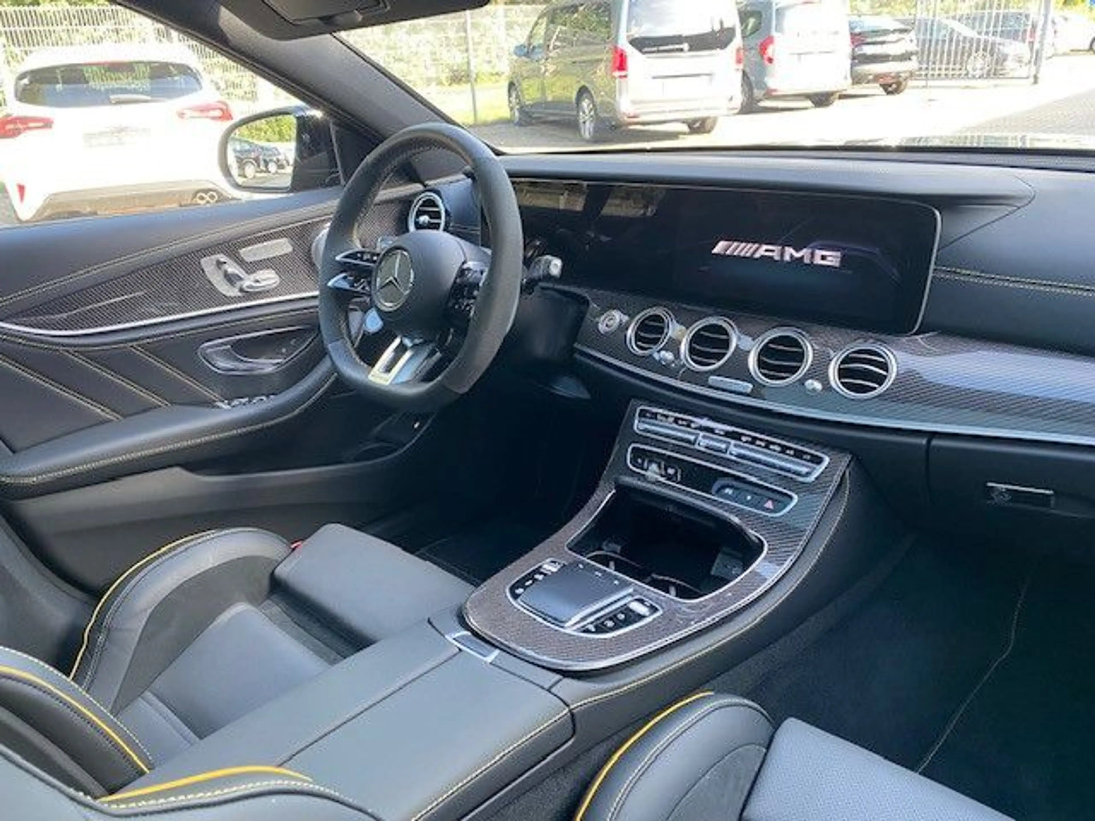 Mercedes-Benz E 63 AMG E 63 S AMG Final Edition V8 Biturbo 1 of 999 — photo 13