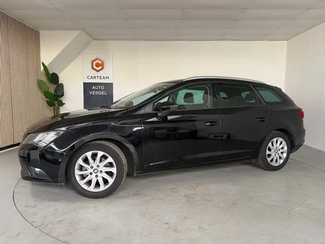 Seat Leon view 4