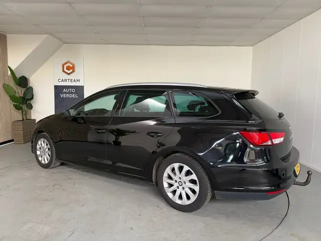 Seat Leon view 2