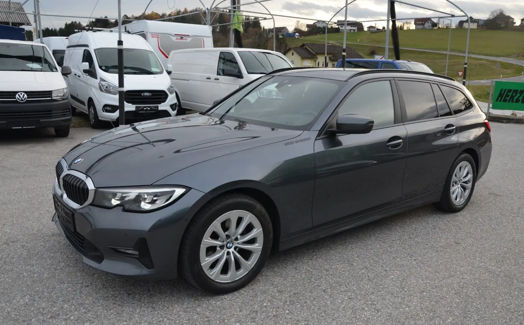 BMW 320 320d xDrive Touring 48V Aut. LED LIVE COCKPIT 1.B Grau - 2