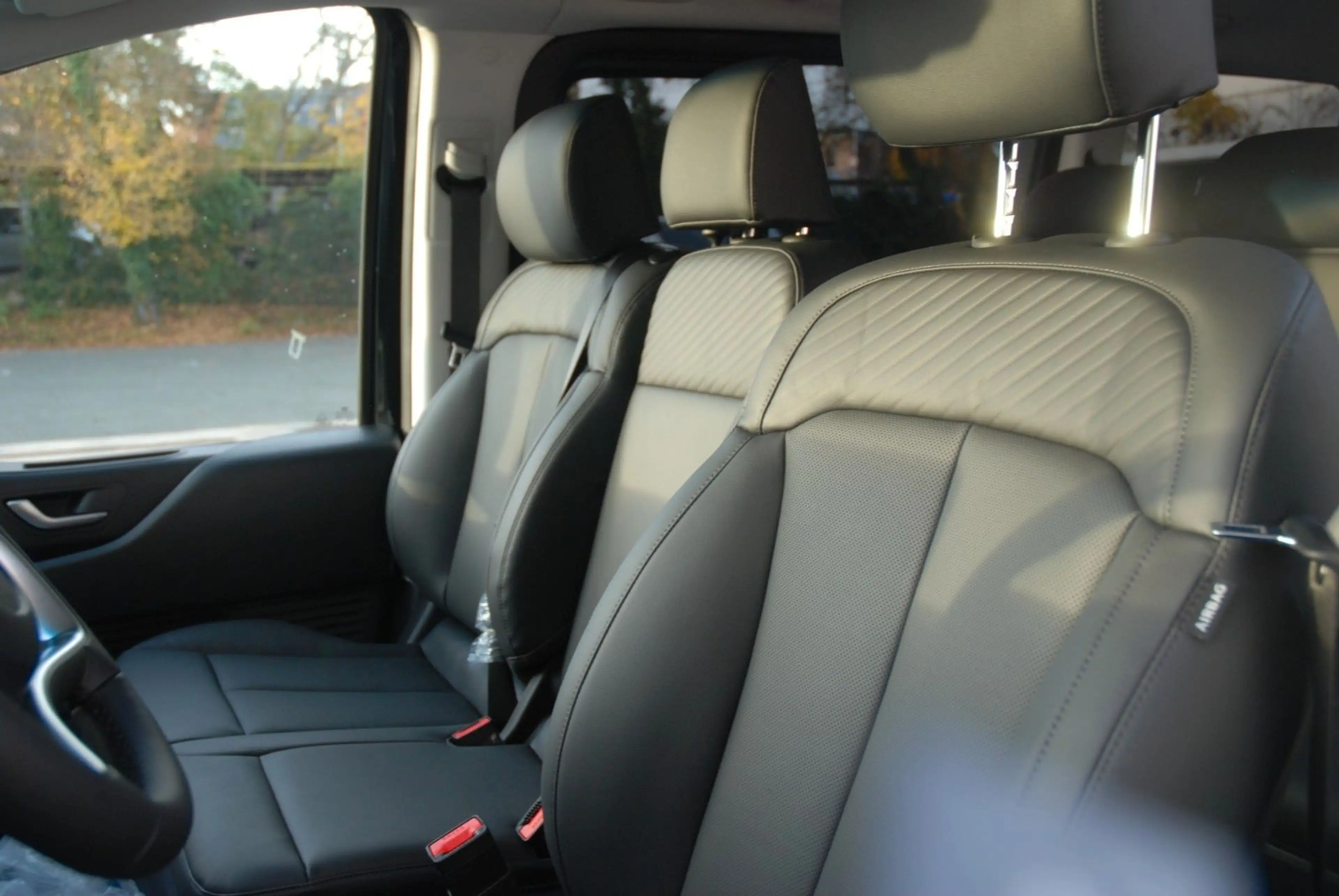Hyundai STARIA 1.6 T-GDI Hybrid Prime Pano Parkpaket — photo 7