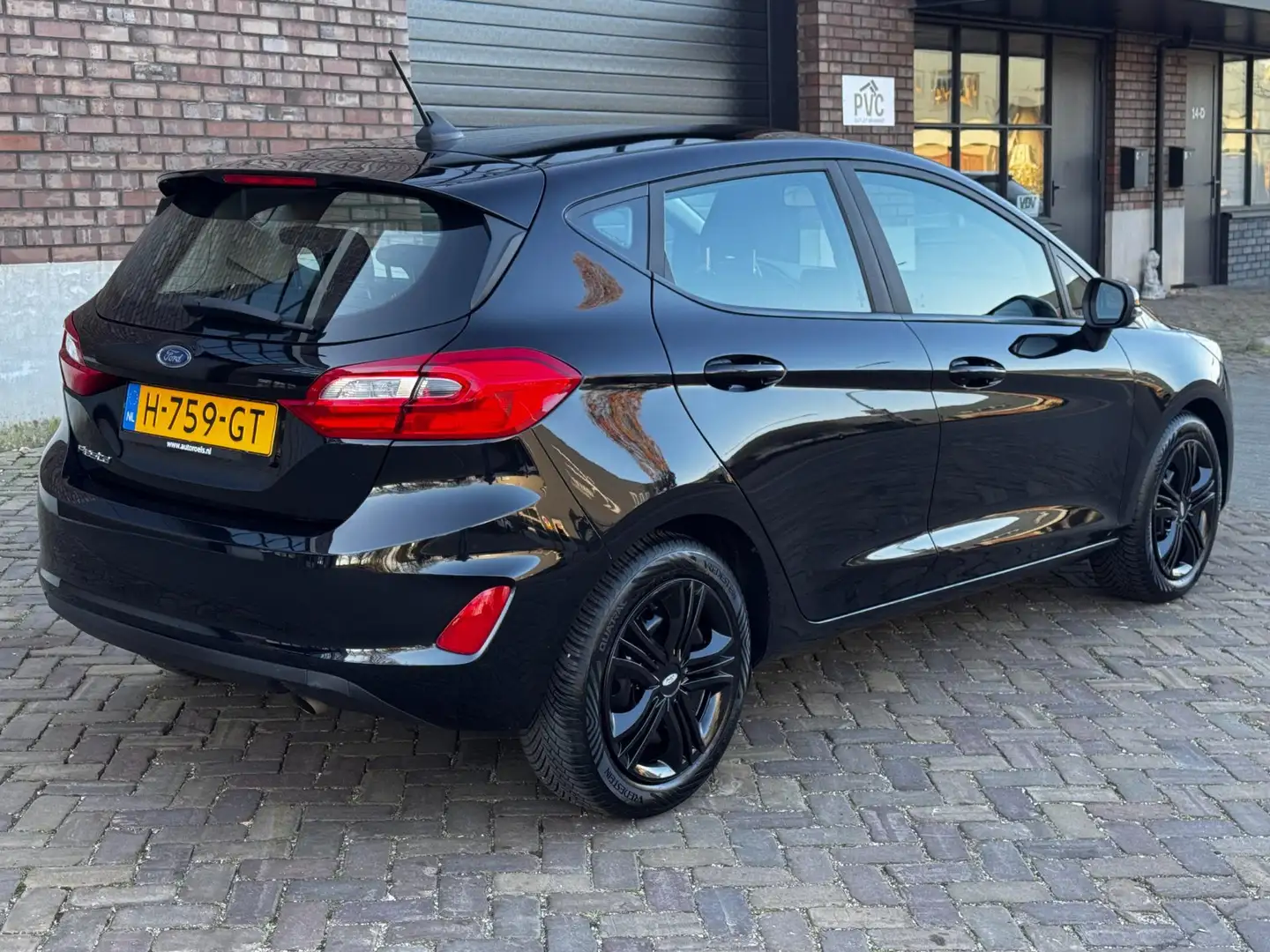 Ford Fiesta 1.0 EcoBoost Connected / 95 PK / Navigatie by Appl Negro - 2