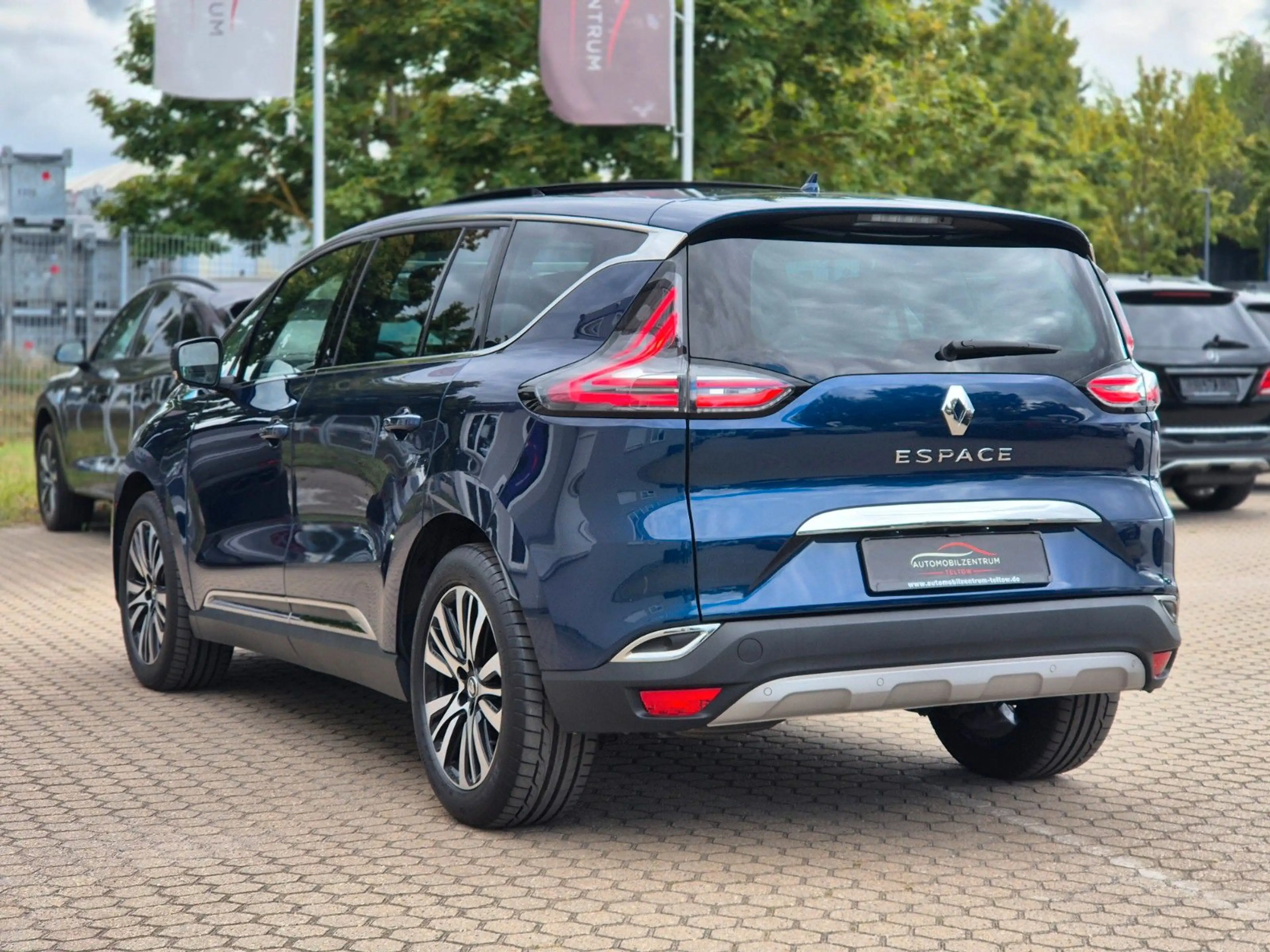 Renault Espace 1.8 TCe Initiale Paris Vollausstattung — photo 12