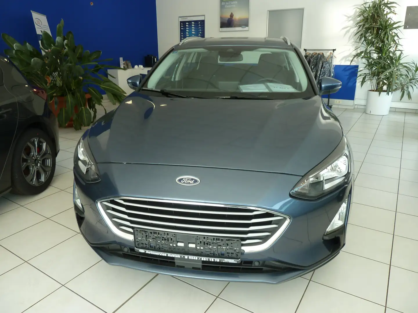 Ford Focus Cool Blau - 2