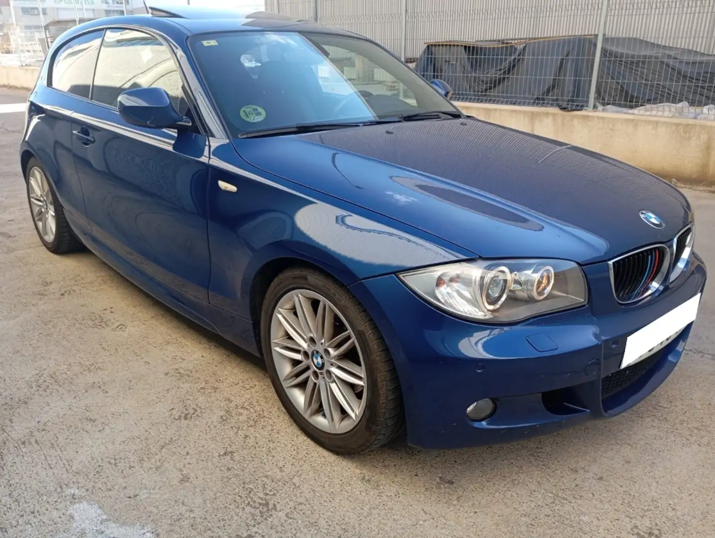 BMW 118 118d Azul - 1