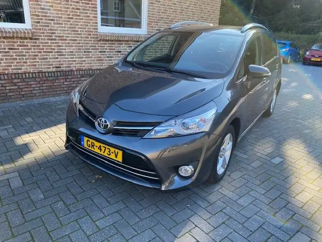 Toyota Verso 1.8 VVT-i Aspiration NAVI CRUISE  STOELVERWARMING