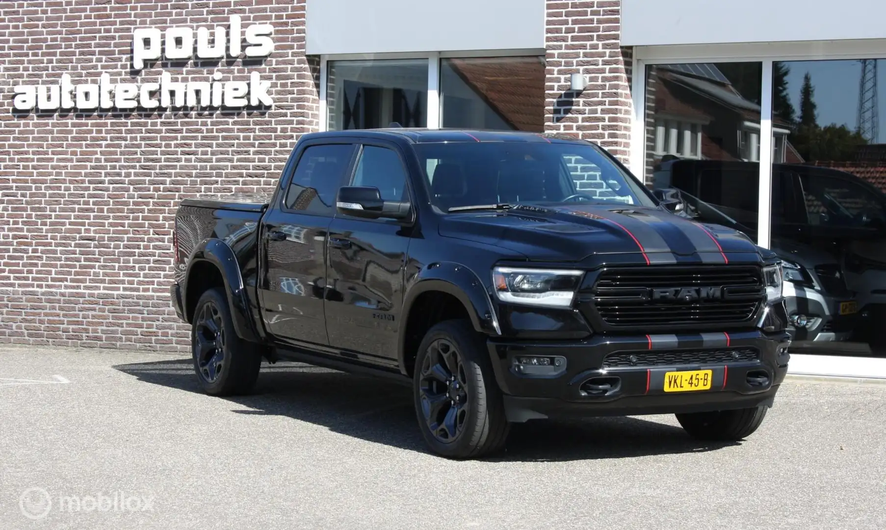 Dodge RAM 1500 4X4 5.7 V8 4x4 Laramie, luchtvering, 360 cam, - 1