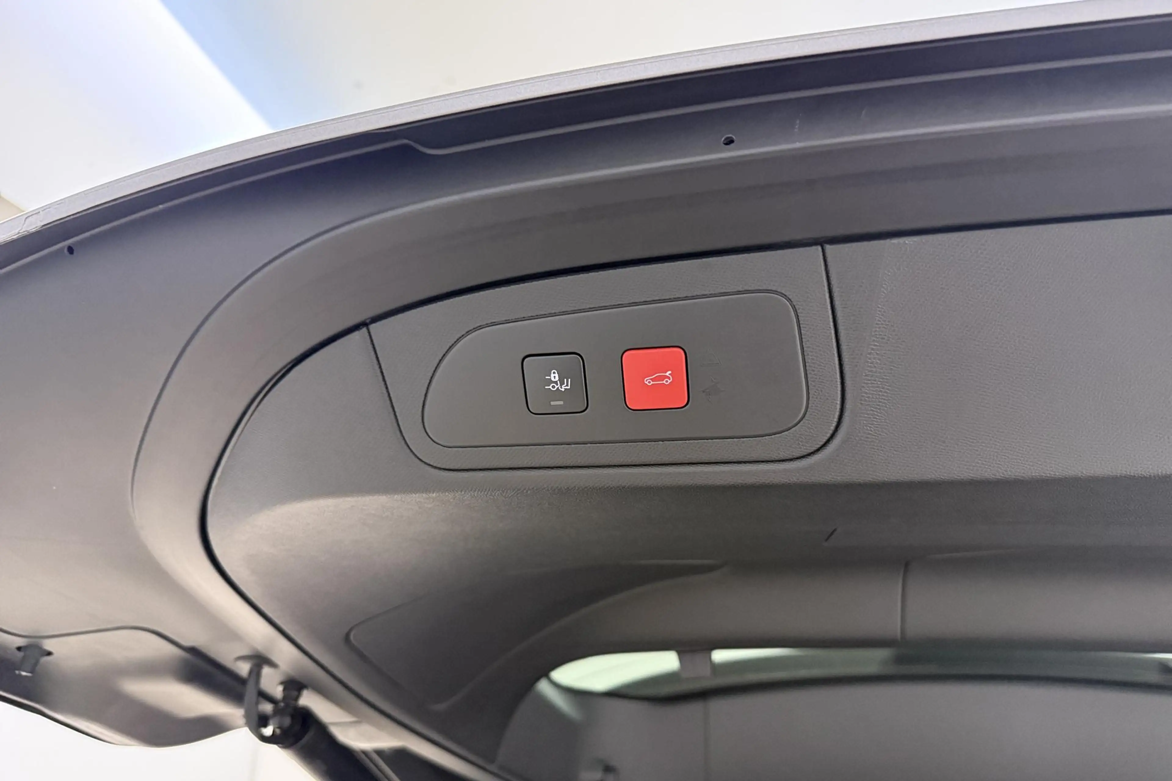 DS Automobiles DS 7 Crossback E-Tense Rivoli | Climate & Adaptive Cruise Control — photo 13
