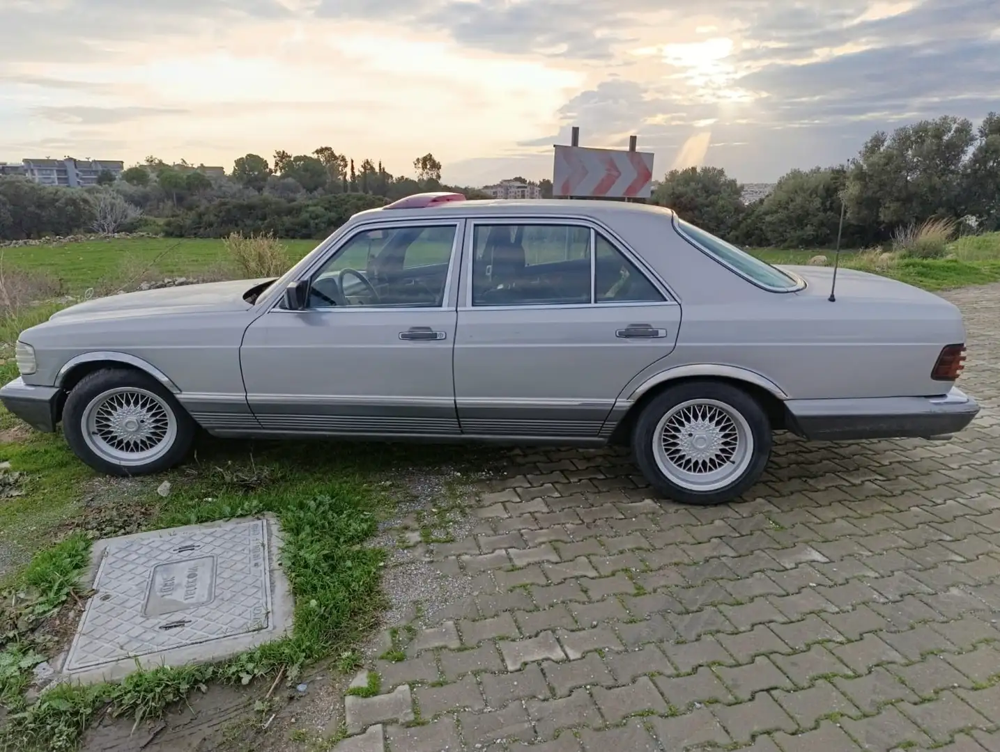 Mercedes-Benz 300 300 SD 5 cyl. Zilver - 2