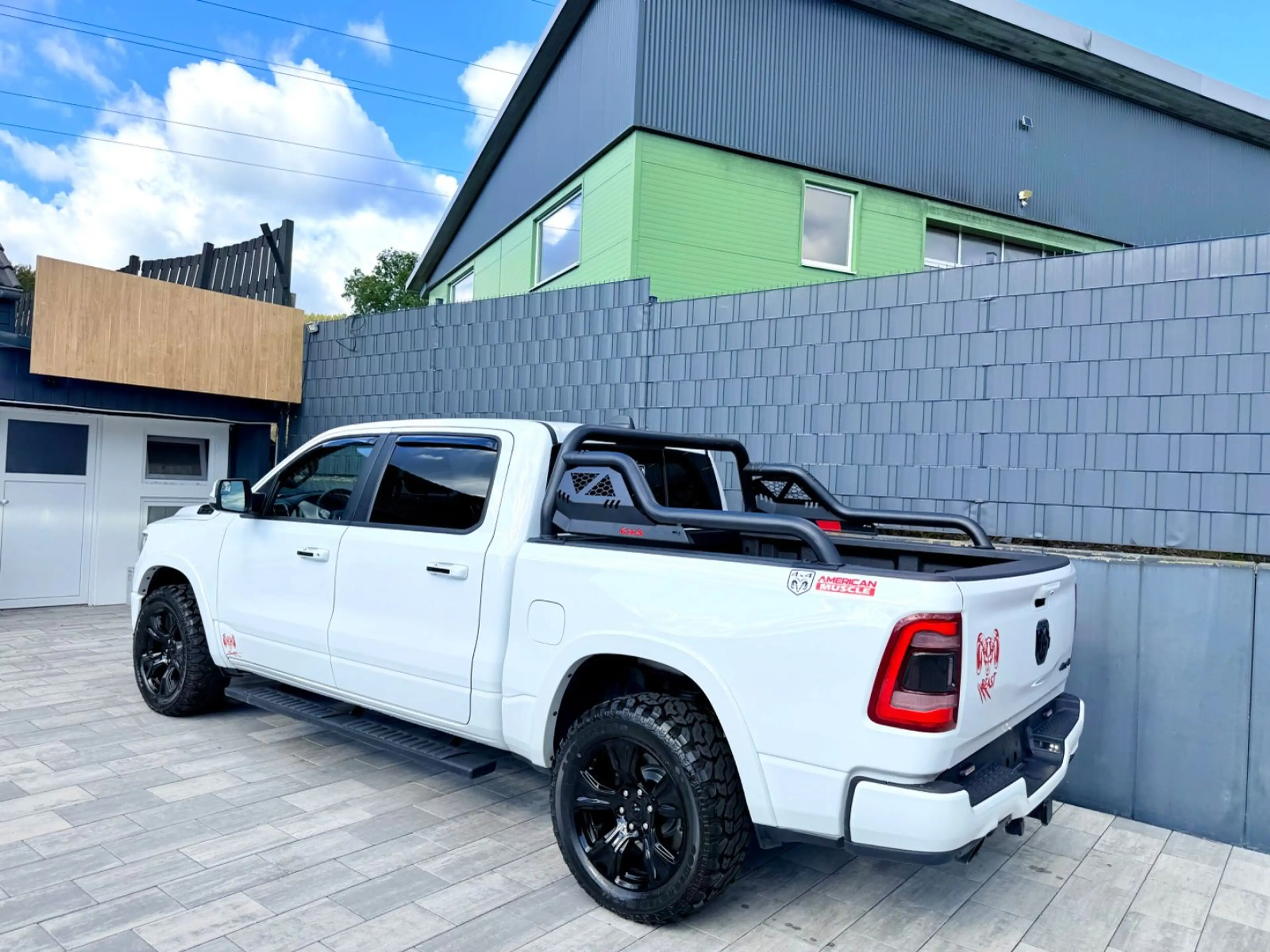 Dodge RAM 5,7 V8 OFFROAD"LARAMIE-WHITE-MONSTER-BÜGEL — photo 6