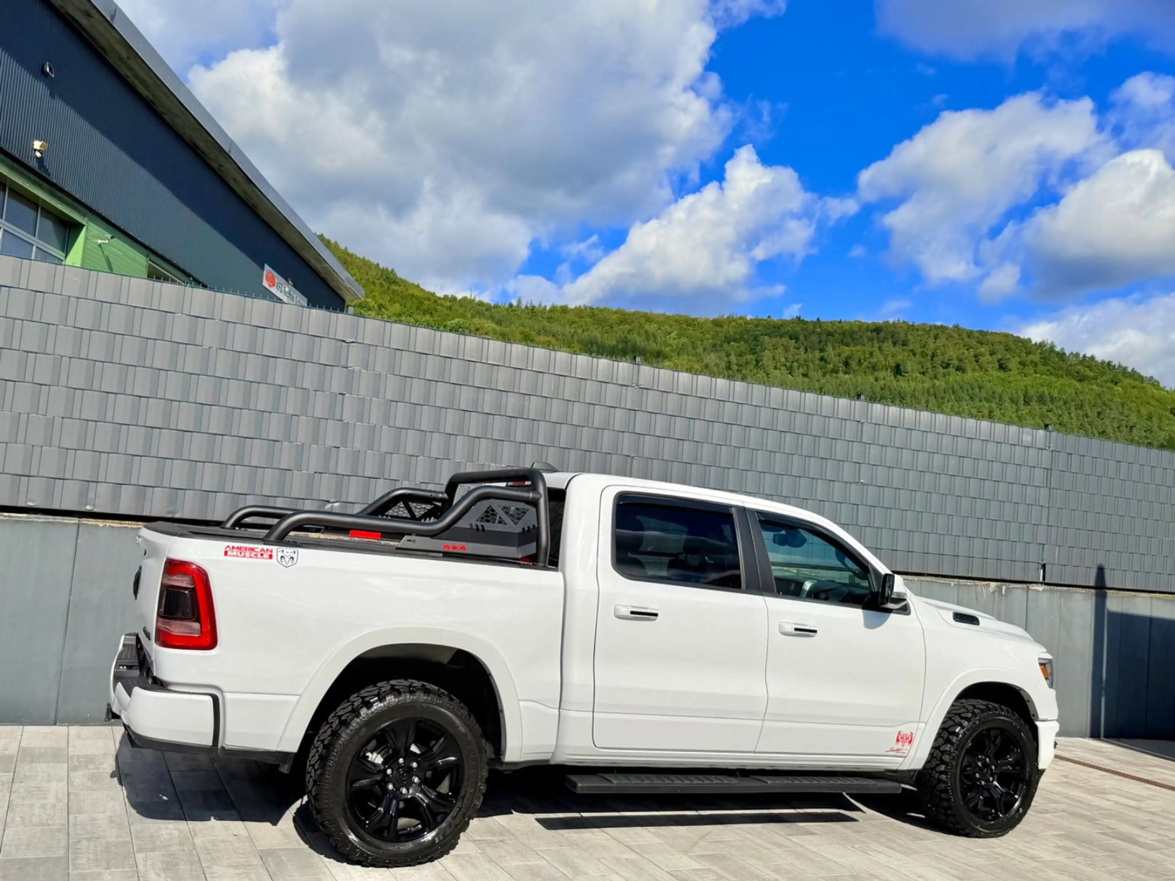 Dodge RAM 5,7 V8 OFFROAD"LARAMIE-WHITE-MONSTER-BÜGEL — photo 13