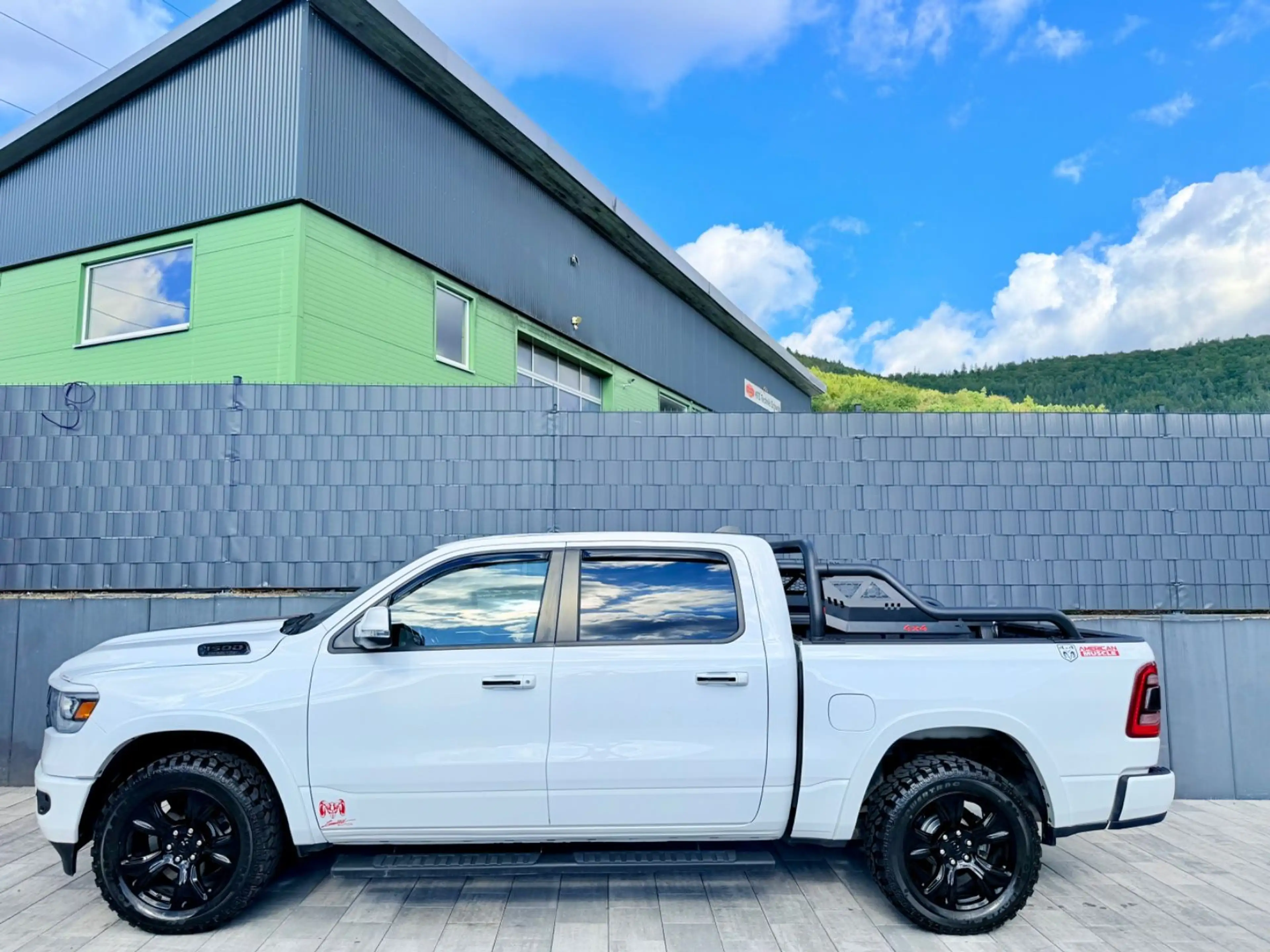 Dodge RAM 5,7 V8 OFFROAD"LARAMIE-WHITE-MONSTER-BÜGEL — photo 5