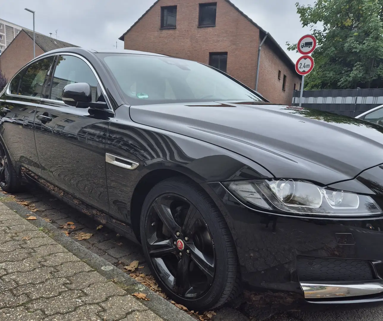 Jaguar XF E-Performance Portfolio - 1
