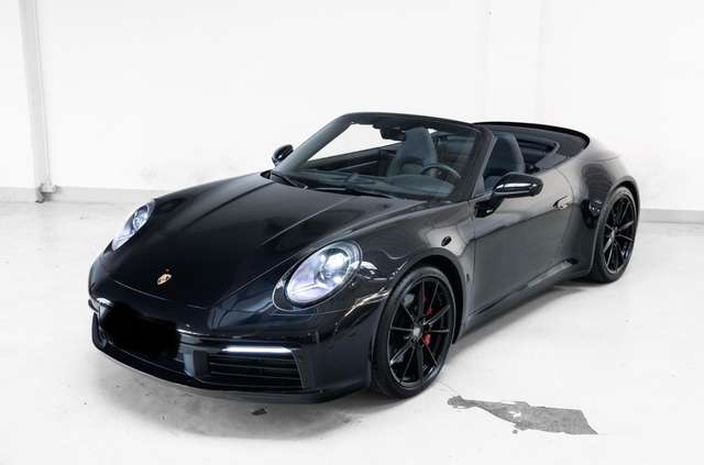 Imagine Porsche 992 911 S Cabrio Approved