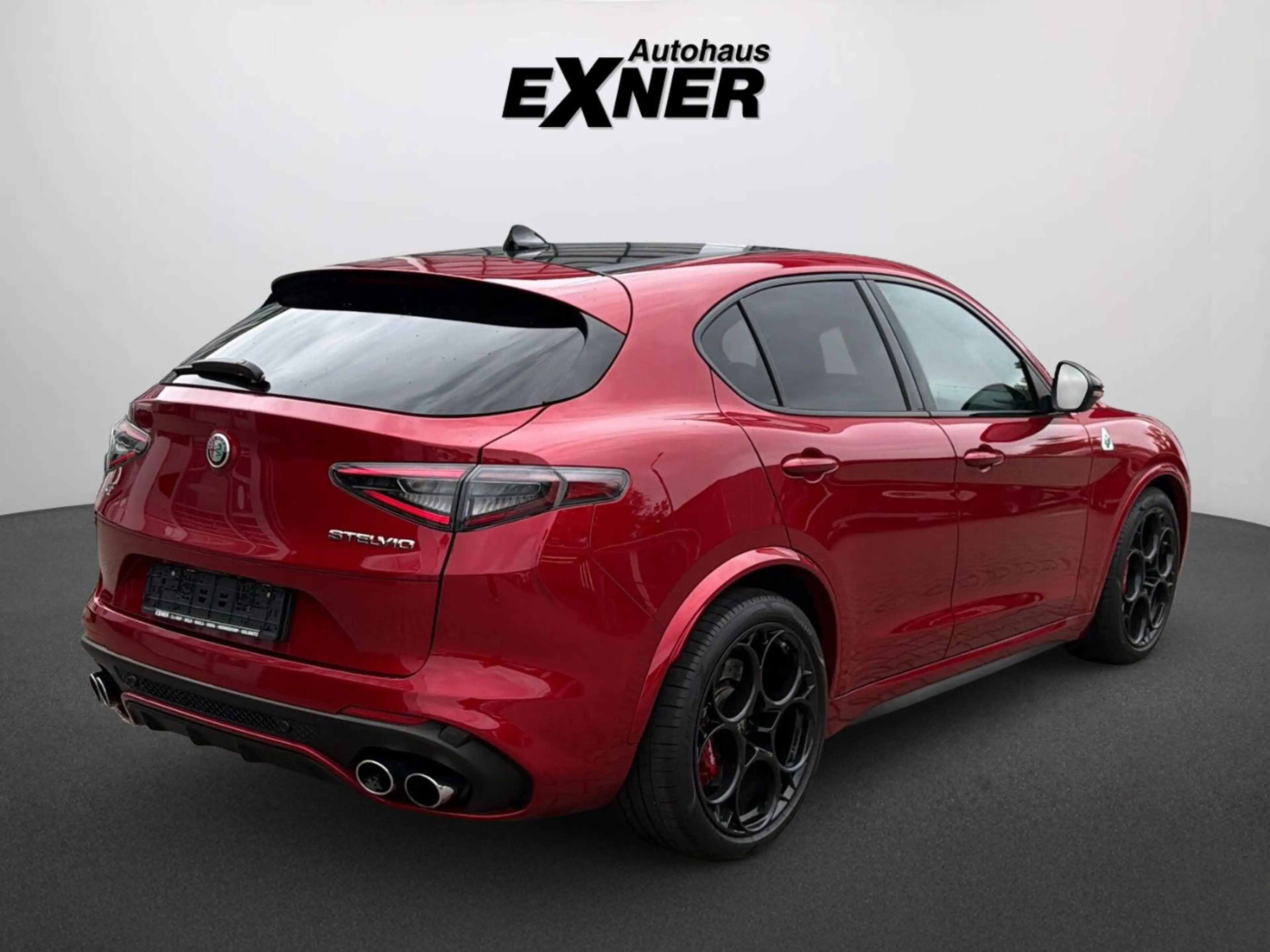 Alfa Romeo Stelvio 2.9 V6 Bi-Turbo QUADRIFOGLIO ACC+LED+SHZ — photo 3