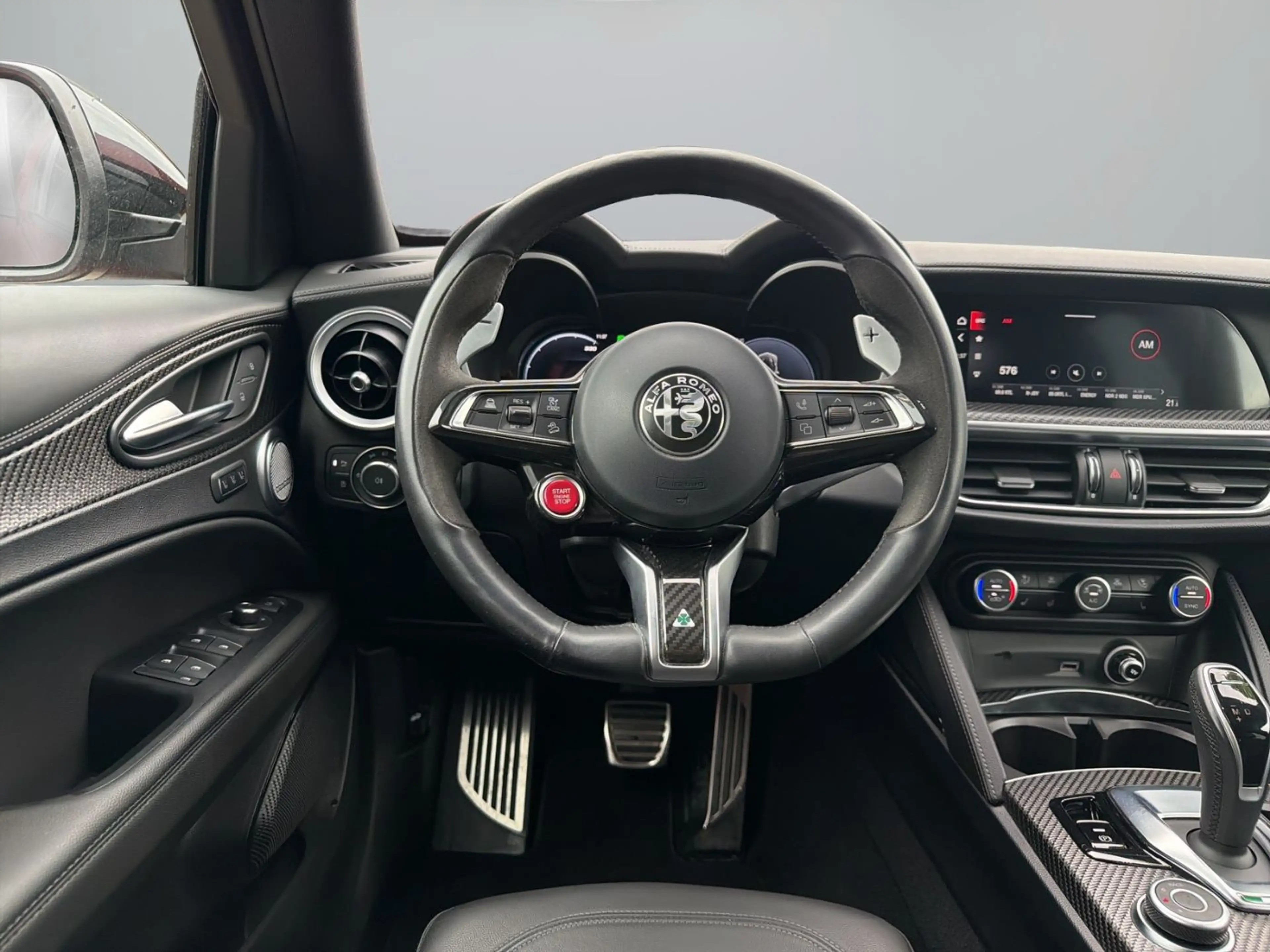 Alfa Romeo Stelvio 2.9 V6 Bi-Turbo QUADRIFOGLIO ACC+LED+SHZ — photo 15