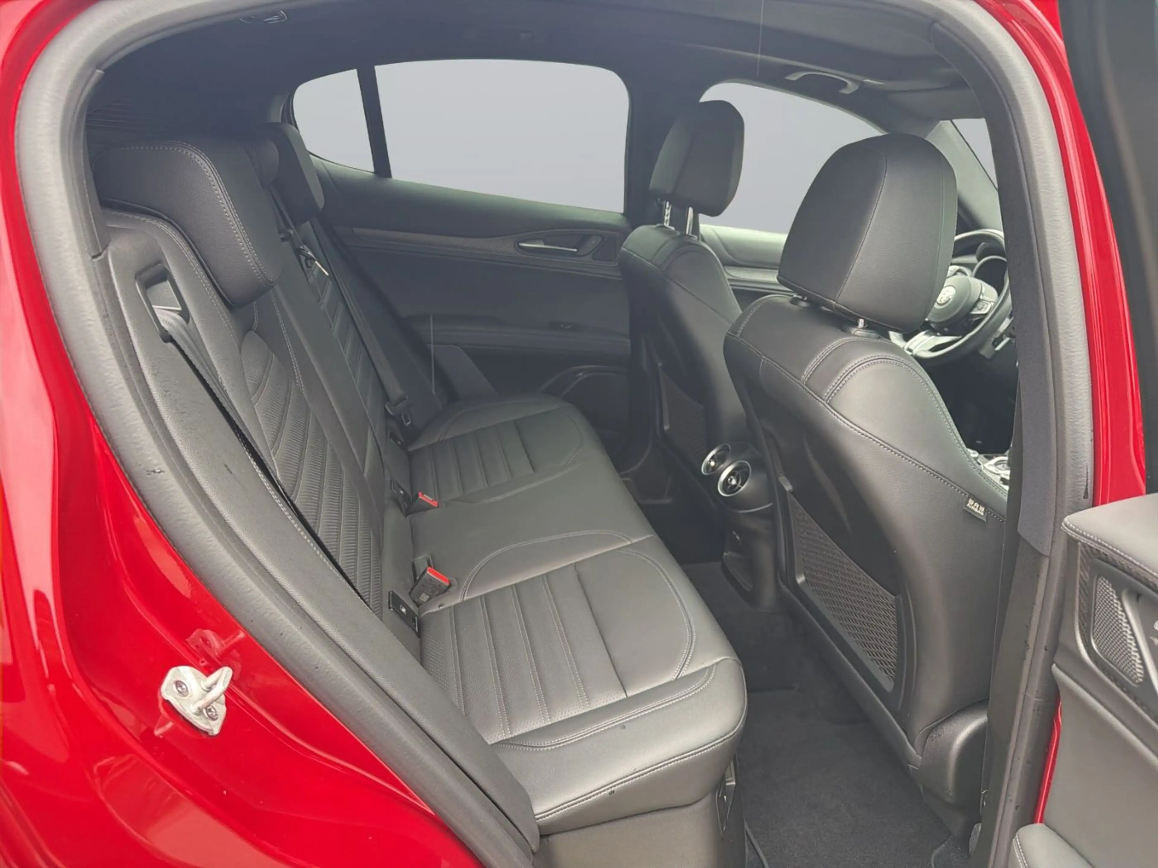 Alfa Romeo Stelvio 2.9 V6 Bi-Turbo QUADRIFOGLIO ACC+LED+SHZ — photo 10